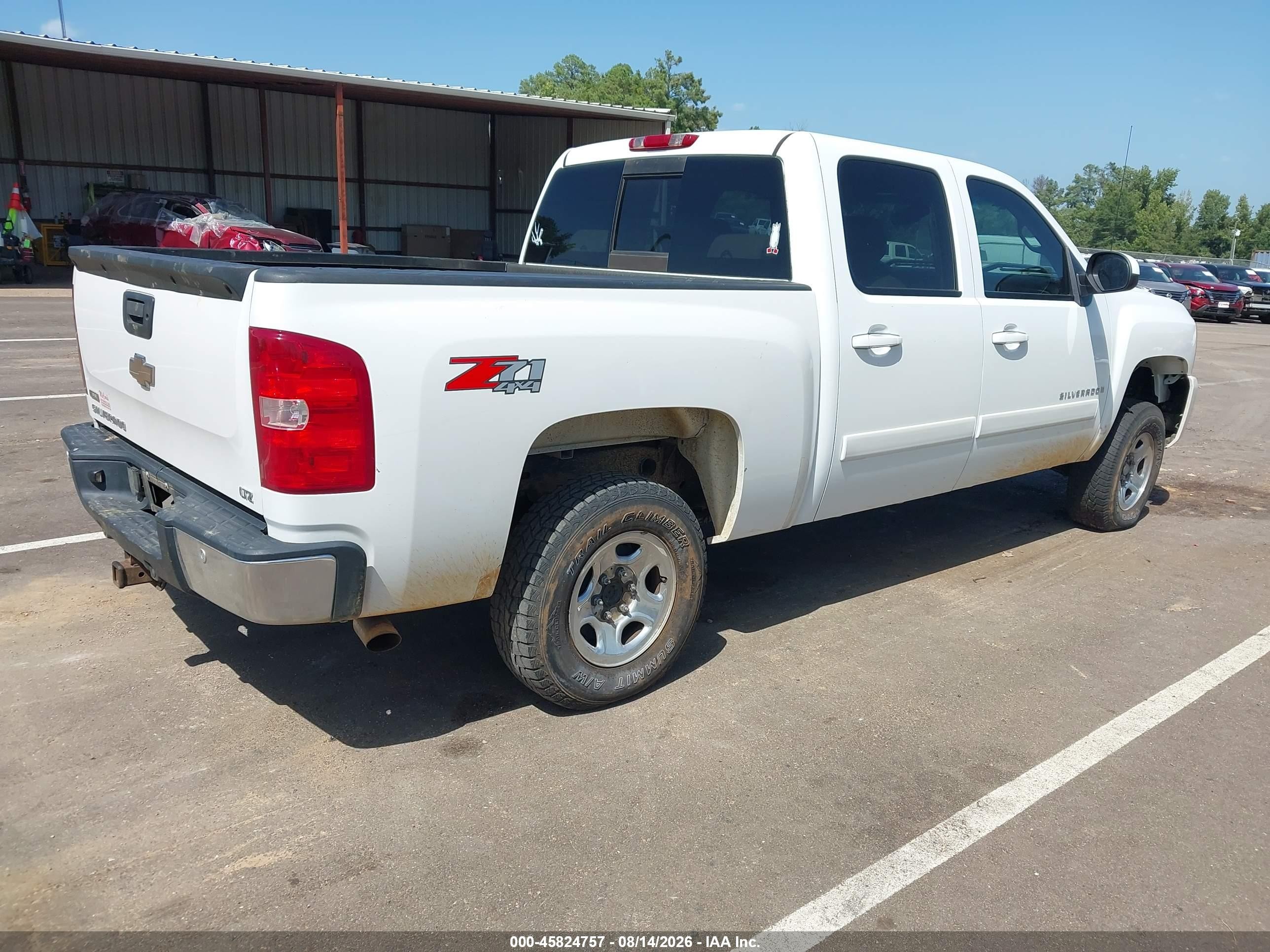2008 Chevrolet Silverado 1500 Ltz White vin: 3GCEK13338G252053