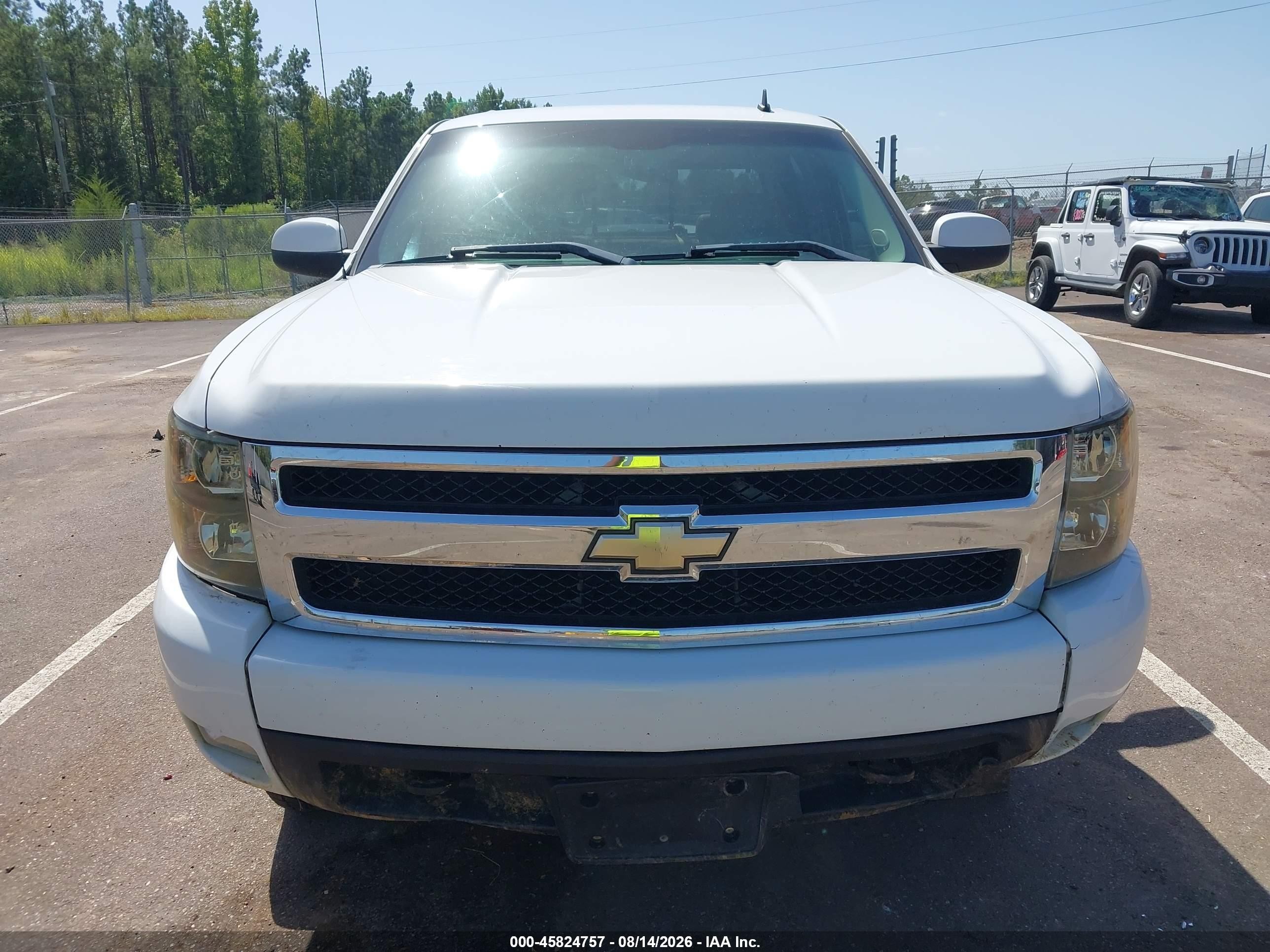2008 Chevrolet Silverado 1500 Ltz White vin: 3GCEK13338G252053