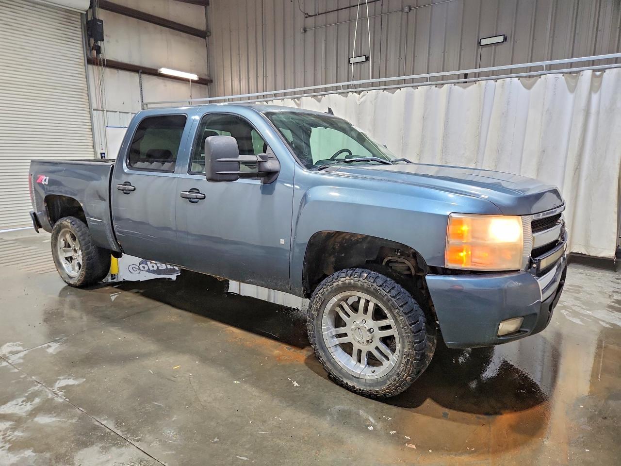 2008 Chevrolet Silverado K1500 Blue vin: 3GCEK13348G258931