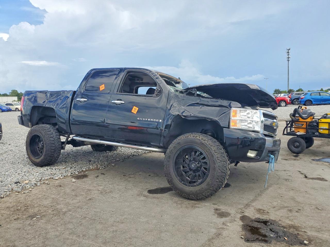 2007 Chevrolet Silverado K1500 Crew Cab Black vin: 3GCEK13367G544391