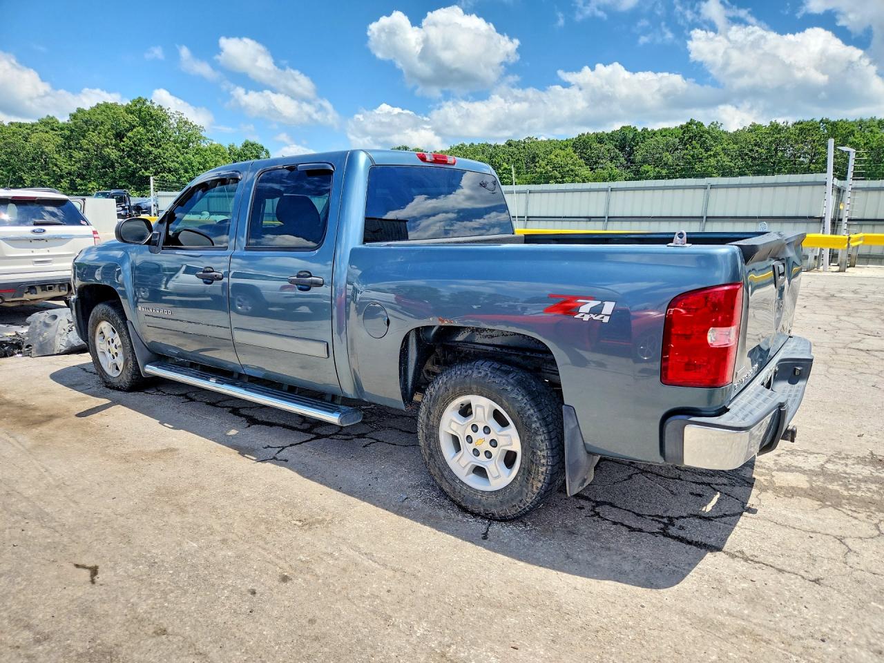 2008 Chevrolet Silverado K1500 Blue vin: 3GCEK13378G121627