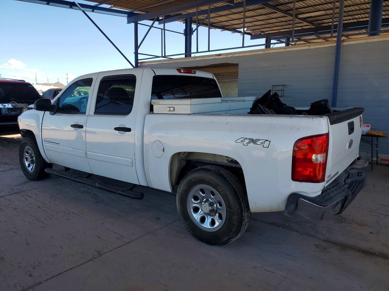 2008 Chevrolet Silverado K1500 White vin: 3GCEK13C18G233260