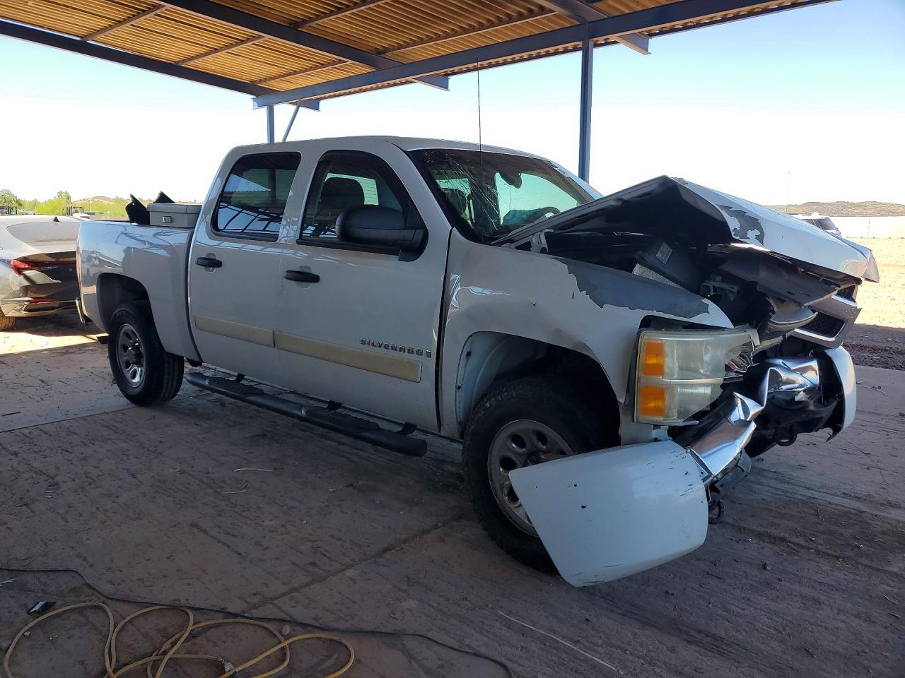 2008 Chevrolet Silverado K1500 White vin: 3GCEK13C18G233260