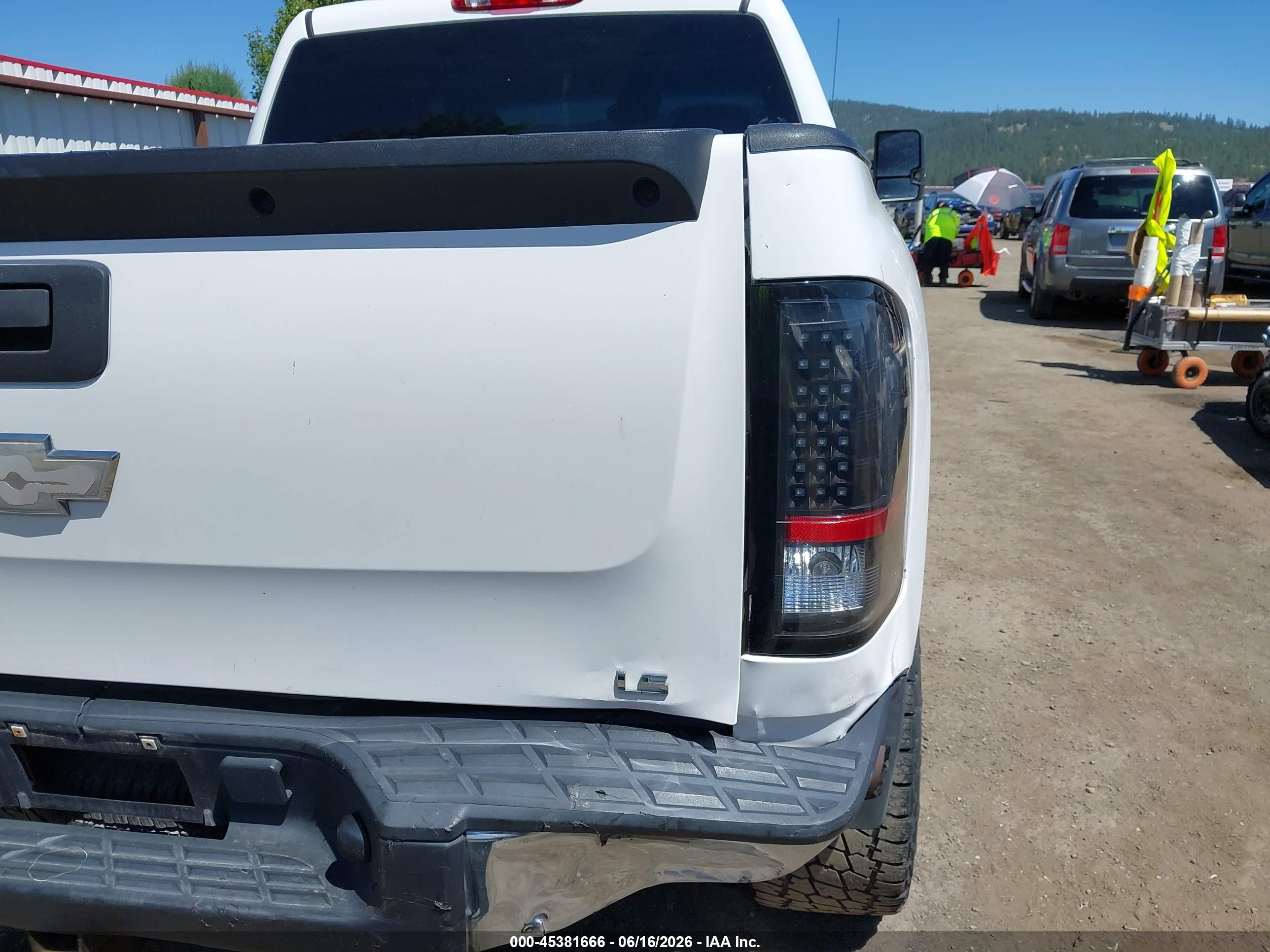 2009 Chevrolet Silverado 1500 Ls White vin: 3GCEK13C19G124573