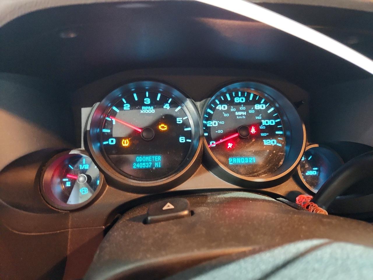 2009 Chevrolet Silverado K1500 Серебряный vin: 3GCEK13C19G176608