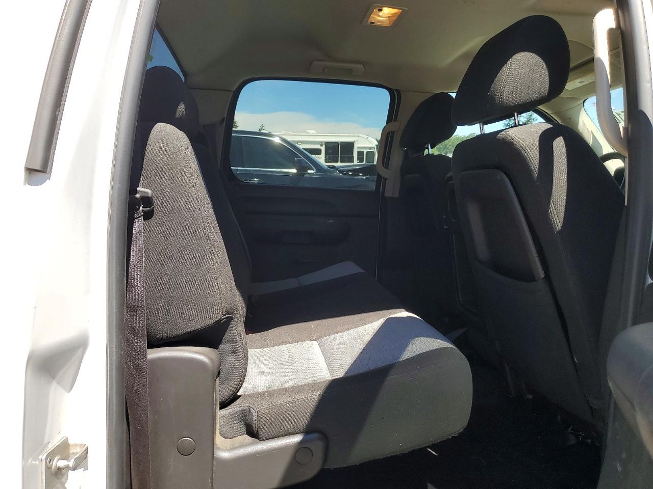 2009 Chevrolet Silverado K1500 Белый vin: 3GCEK13C79G289916