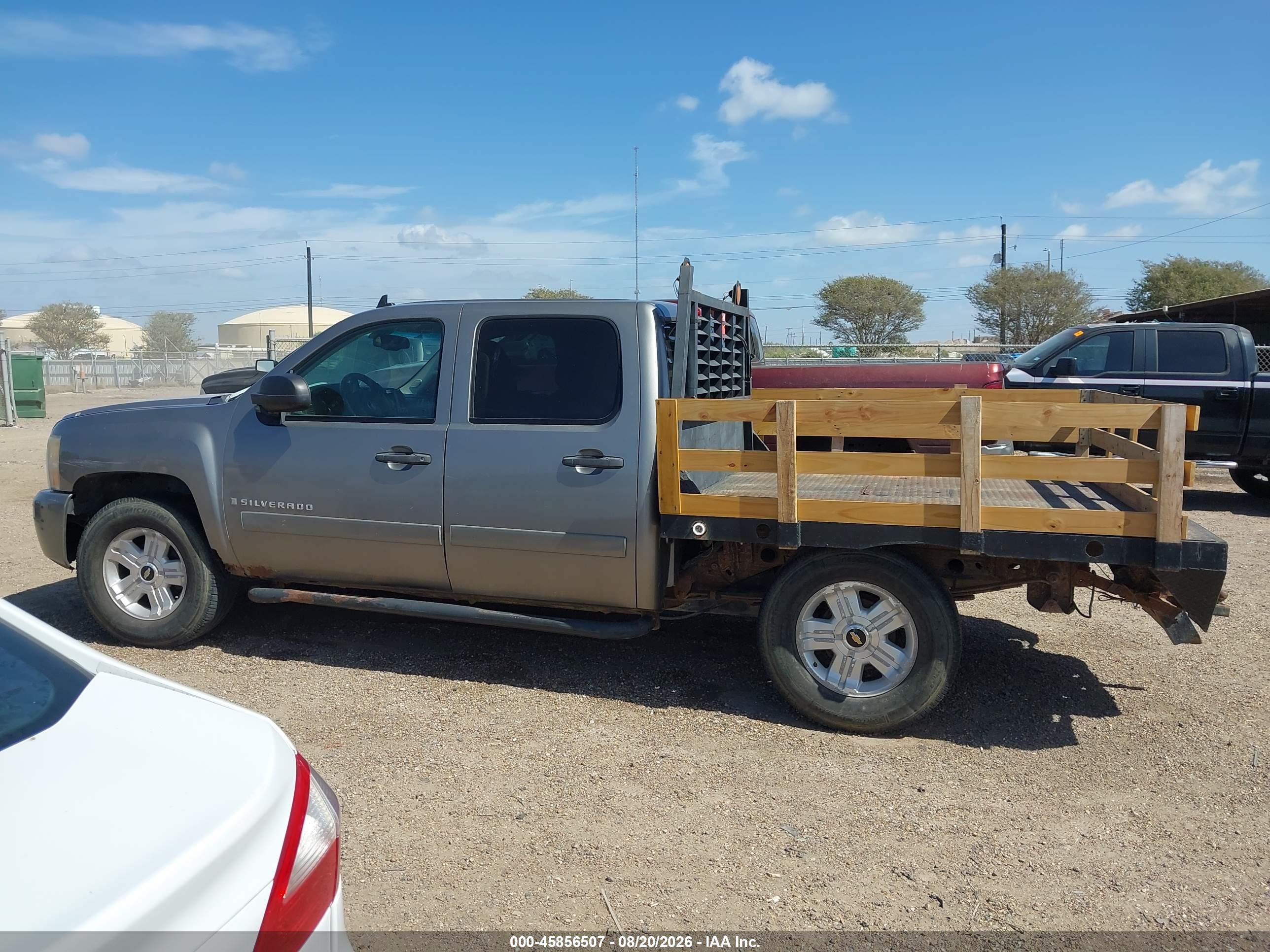 2008 Chevrolet Silverado 1500 Lt1 Silver vin: 3GCEK13J18G215985