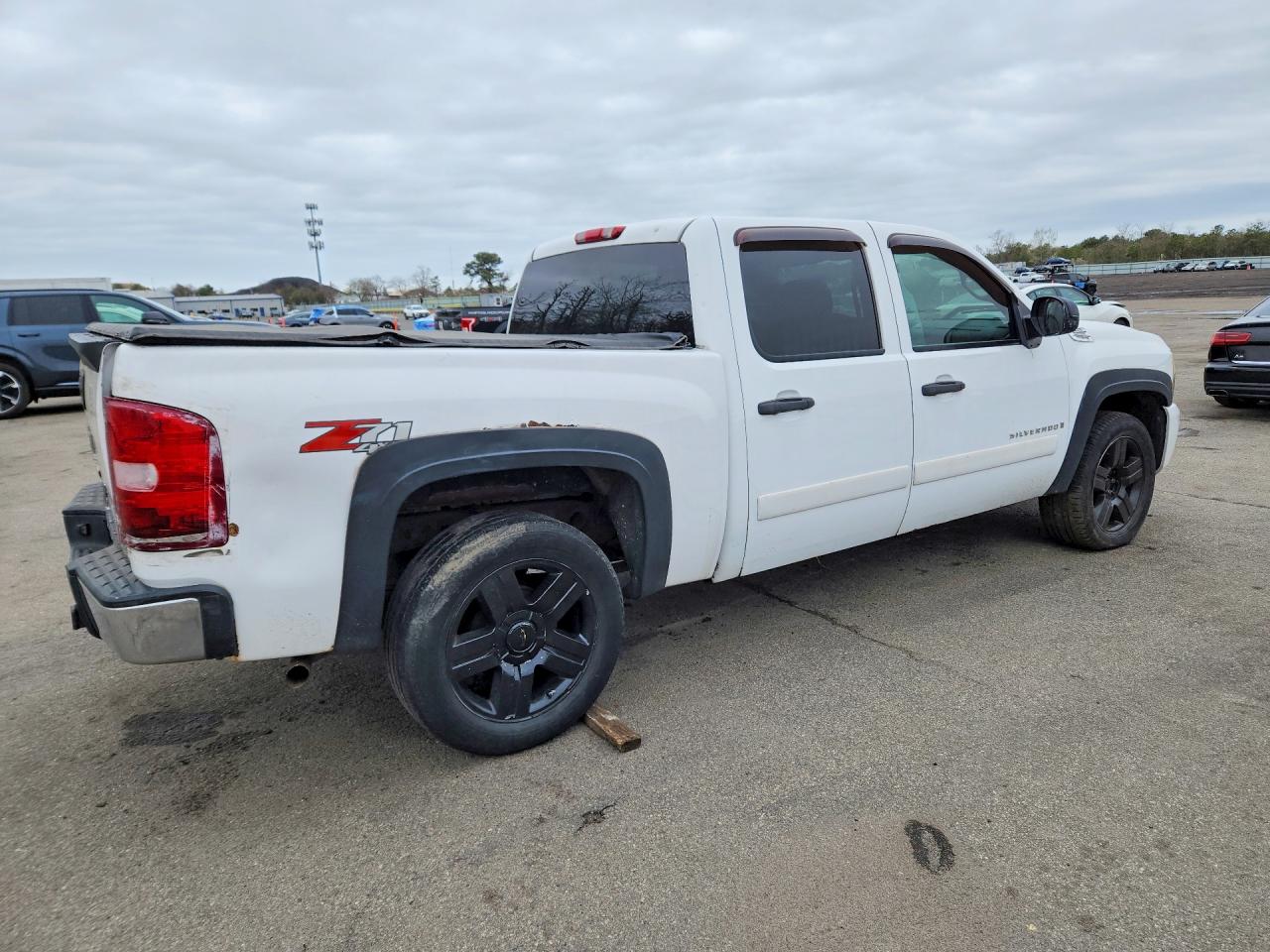2008 Chevrolet Silverado K1500 Белый vin: 3GCEK13J18G236447