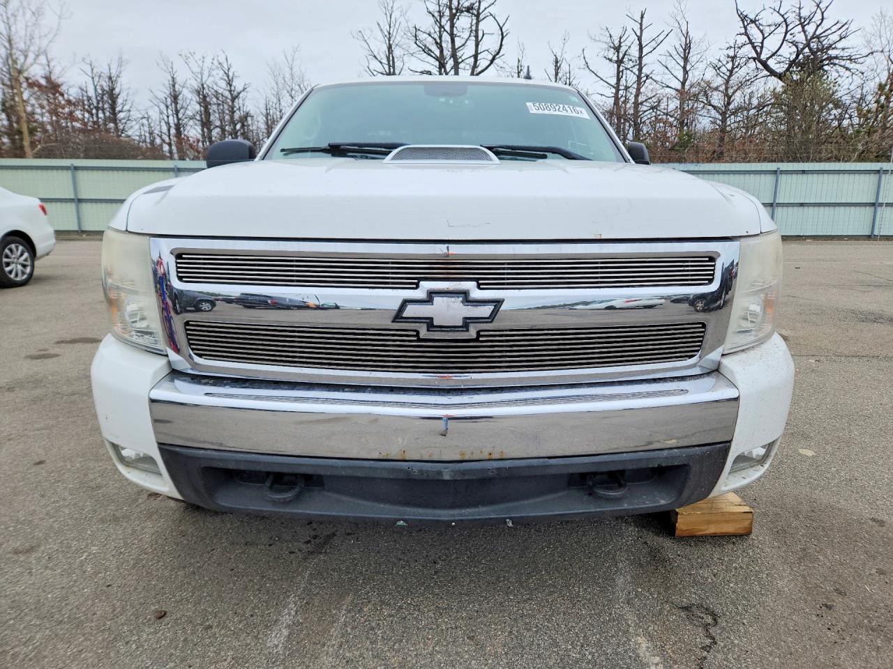 2008 Chevrolet Silverado K1500 Белый vin: 3GCEK13J18G236447
