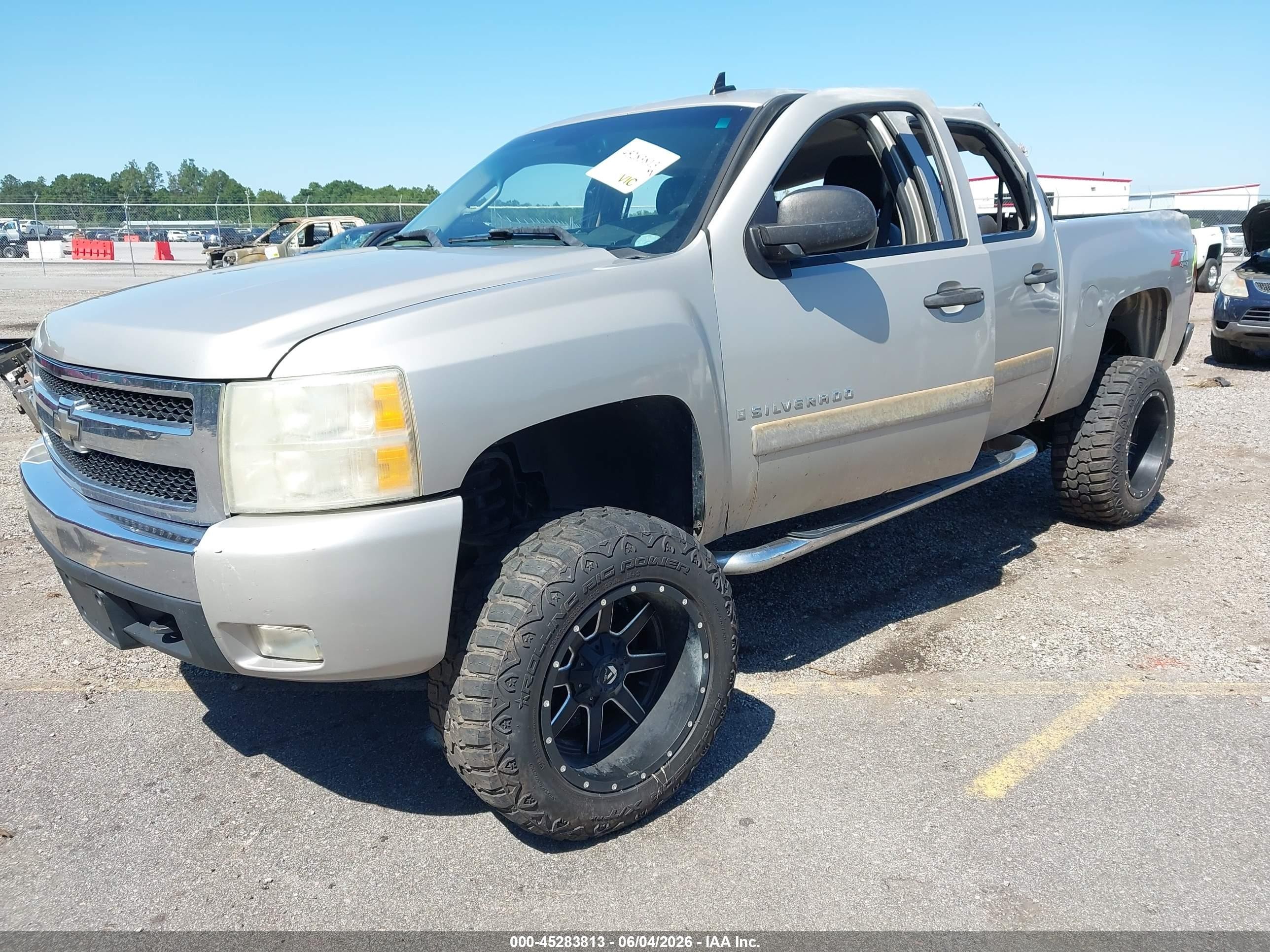 2008 Chevrolet Silverado 1500 Lt1 Silver vin: 3GCEK13J28G300706