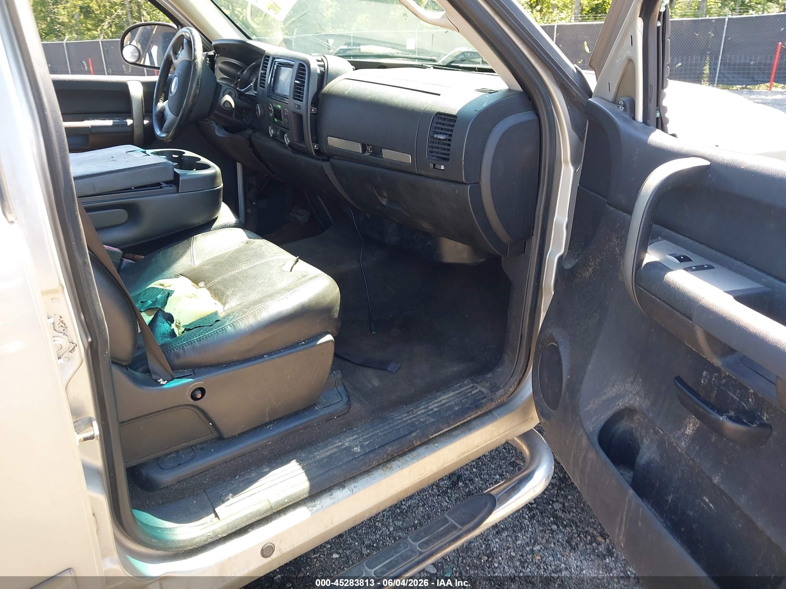 2008 Chevrolet Silverado 1500 Lt1 Silver vin: 3GCEK13J28G300706