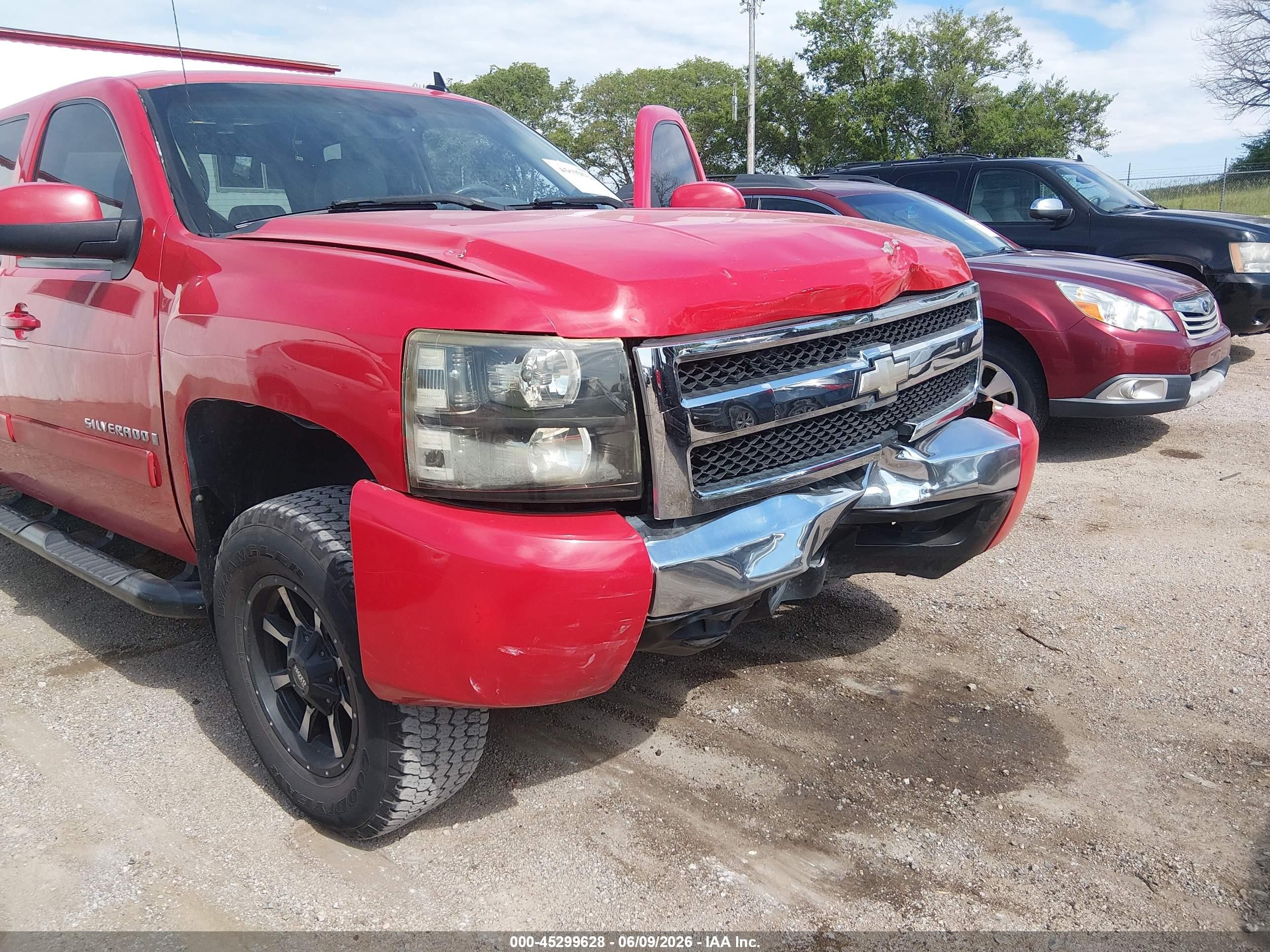 2007 Chevrolet Silverado 1500 Ltz Red vin: 3GCEK13M07G511136
