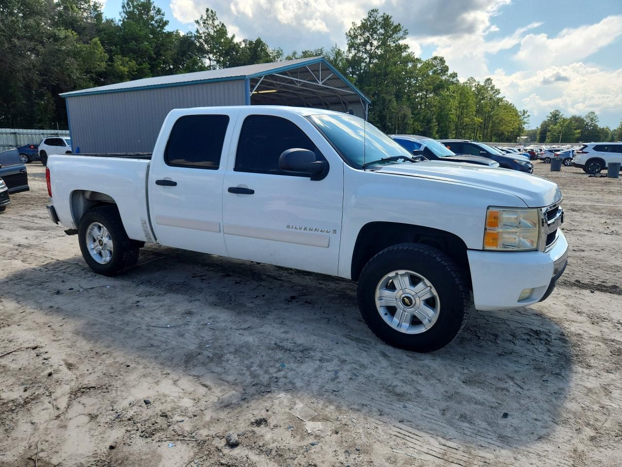 2008 Chevrolet Silverado K1500 Белый vin: 3GCEK13M08G112986