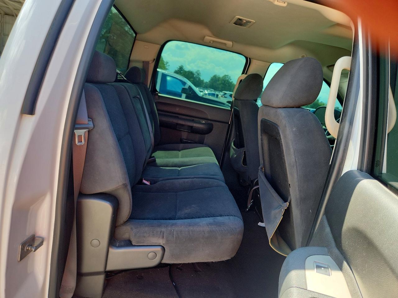 2008 Chevrolet Silverado K1500 Белый vin: 3GCEK13M08G112986