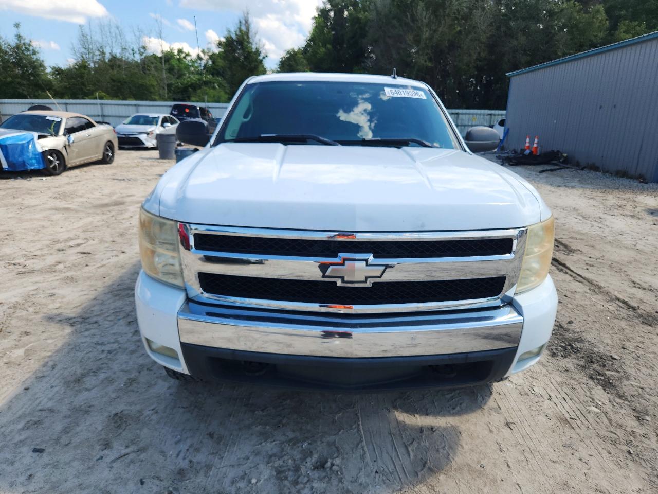 2008 Chevrolet Silverado K1500 Белый vin: 3GCEK13M08G112986