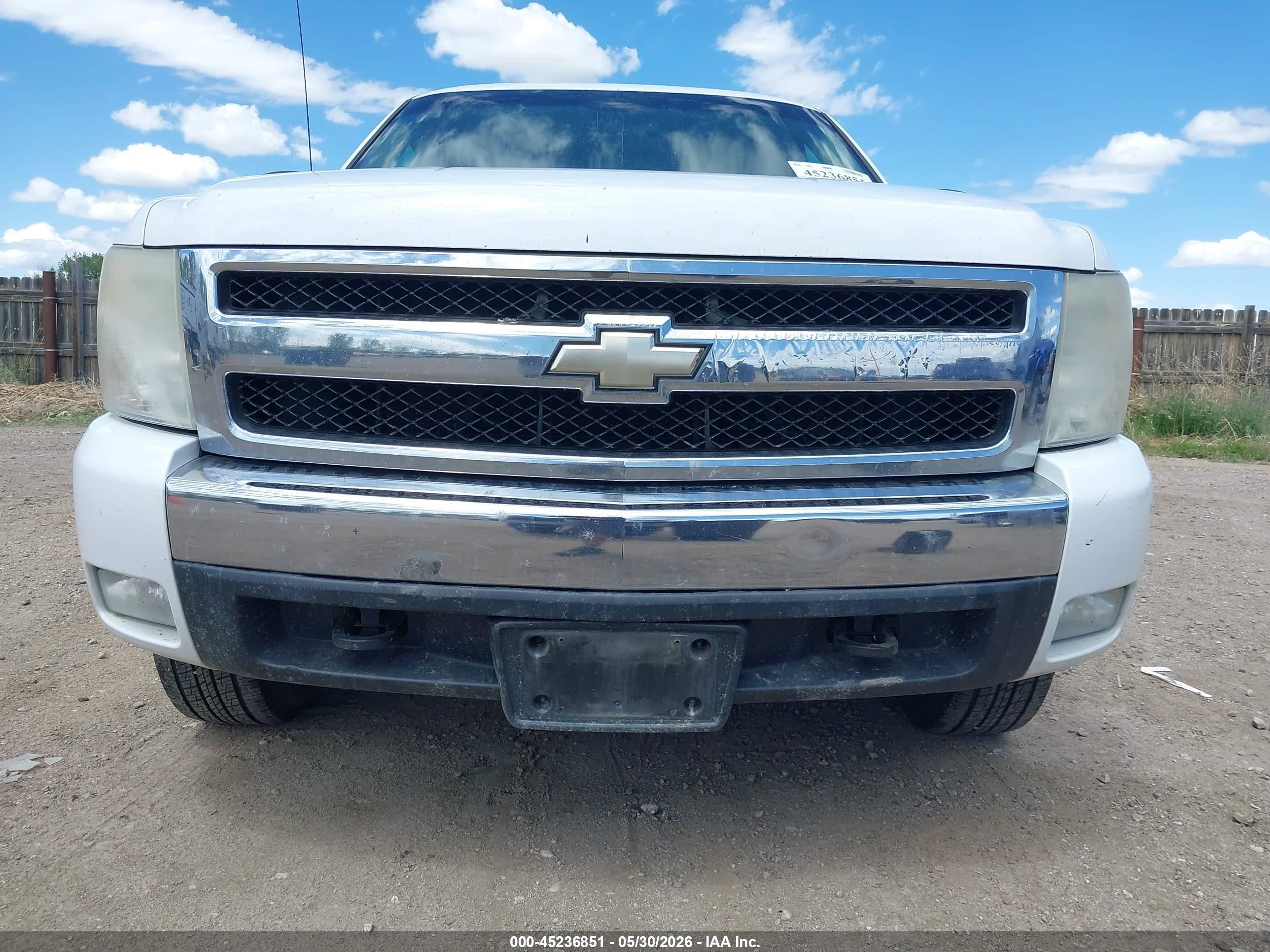2007 Chevrolet Silverado 1500 Lt1 Белый vin: 3GCEK13M17G542766
