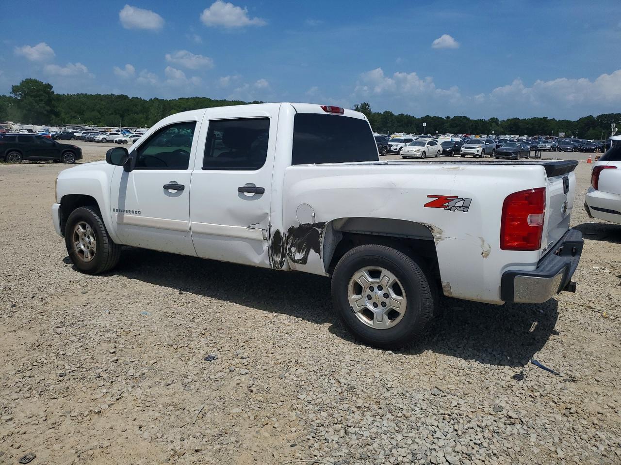 2007 Chevrolet Silverado K1500 Crew Cab White vin: 3GCEK13M27G510957