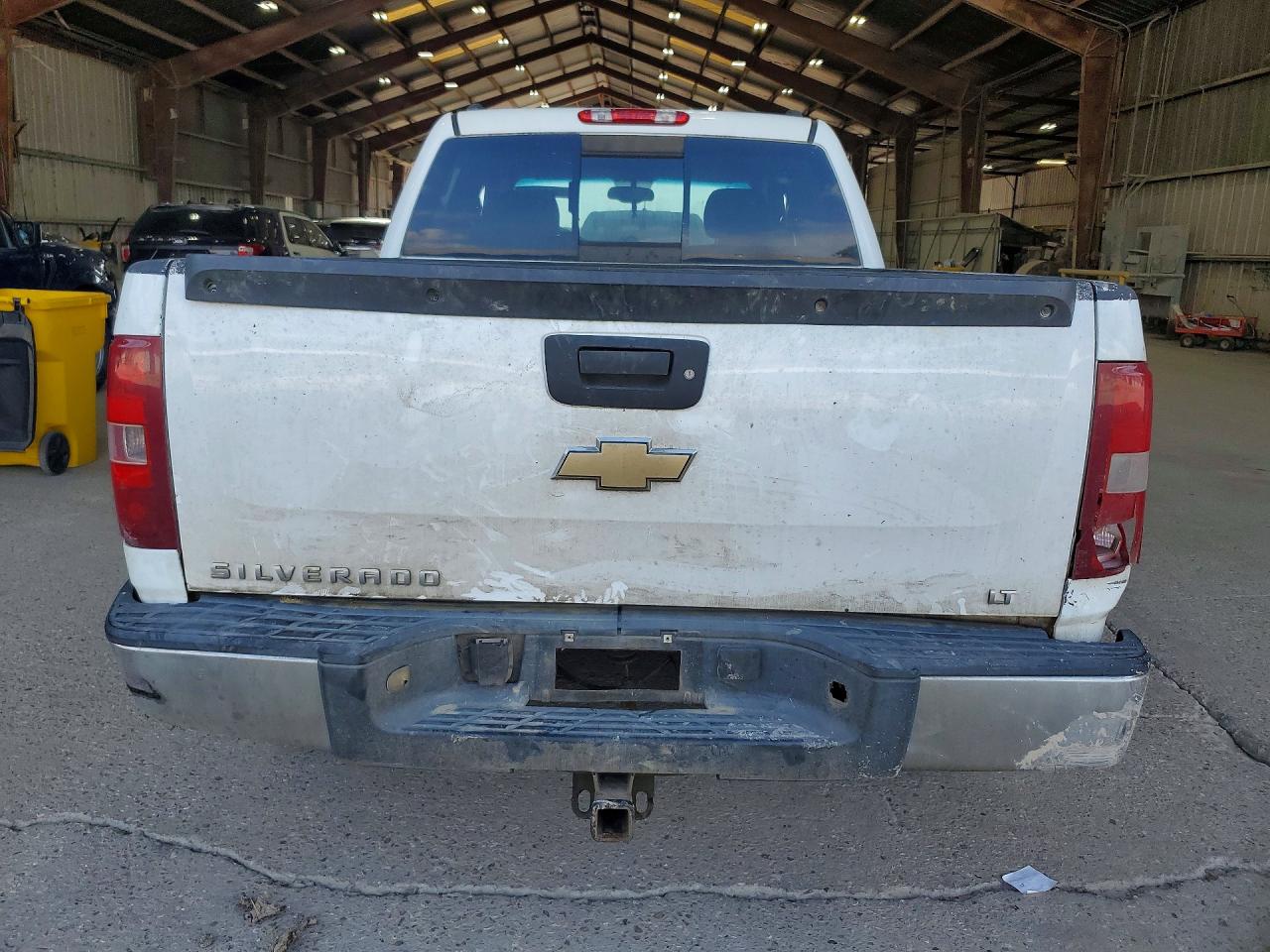 2007 Chevrolet Silverado K1500 Crew Cab White vin: 3GCEK13M27G512854