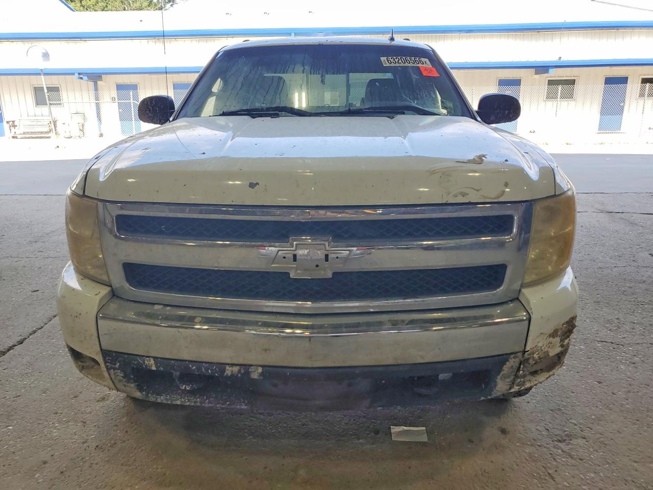 2007 Chevrolet Silverado K1500 Crew Cab White vin: 3GCEK13M27G512854