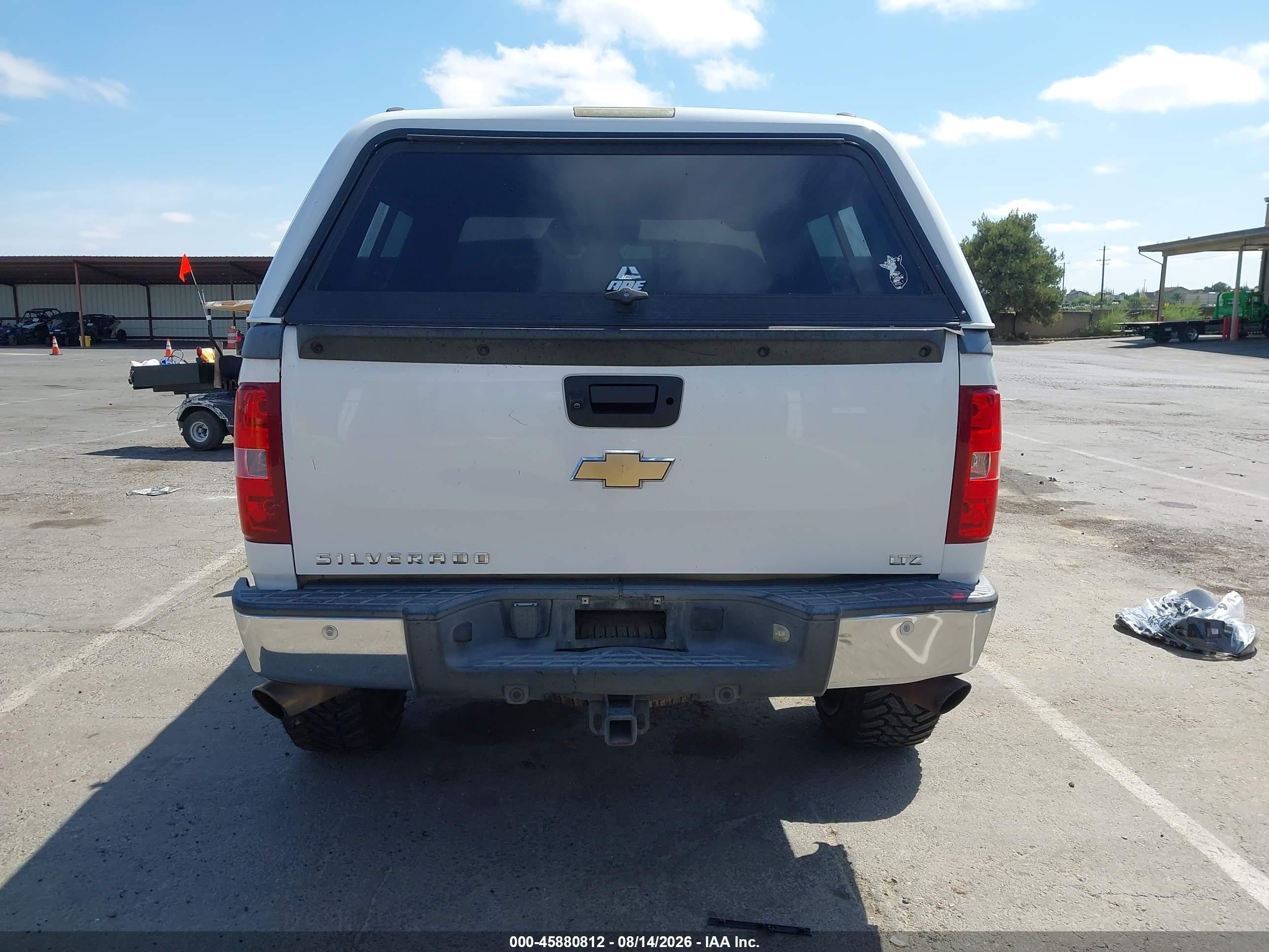2008 Chevrolet Silverado 1500 Ltz White vin: 3GCEK13M28G197281
