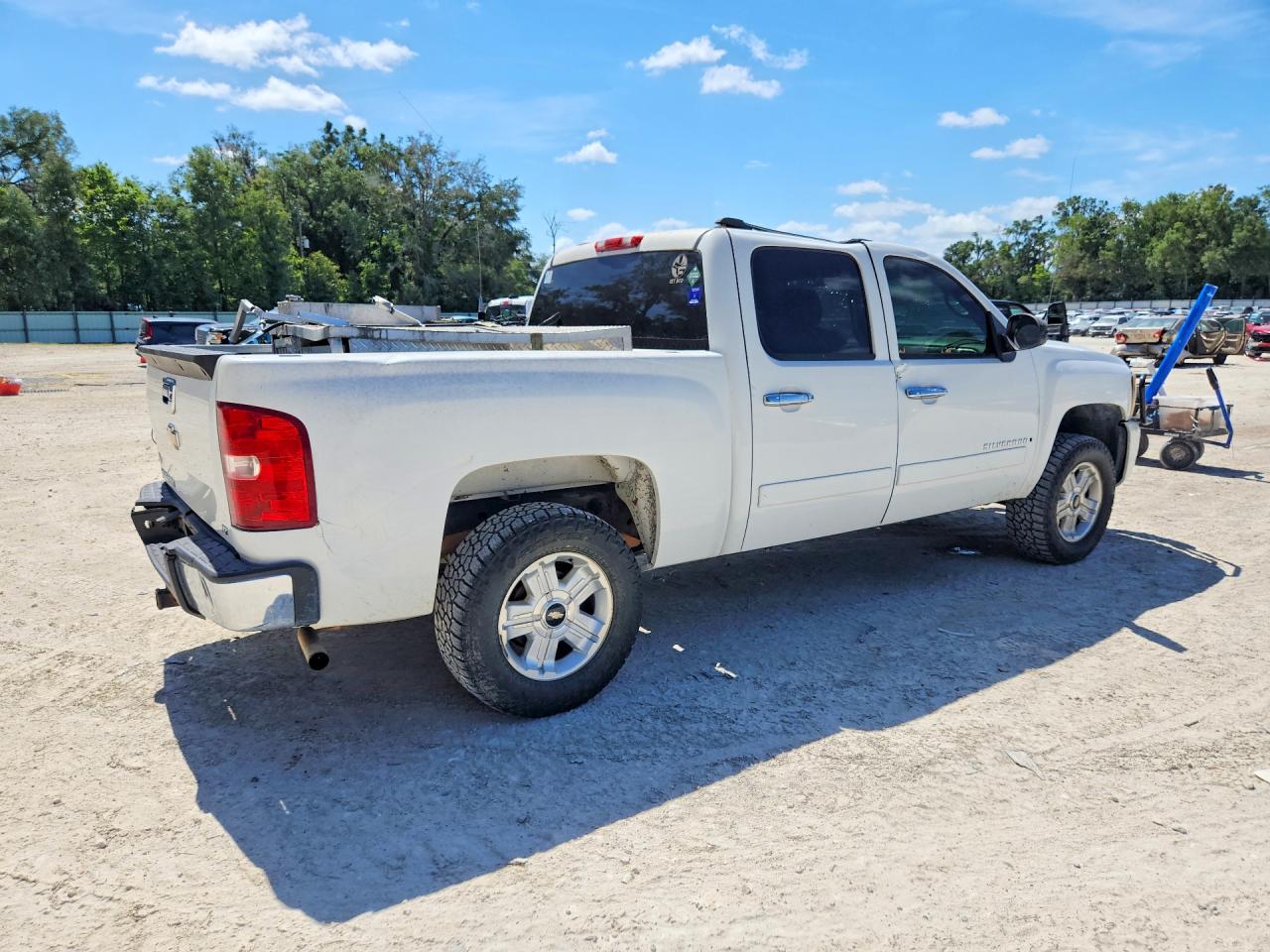 2008 Chevrolet Silverado K1500 Белый vin: 3GCEK13M78G124181