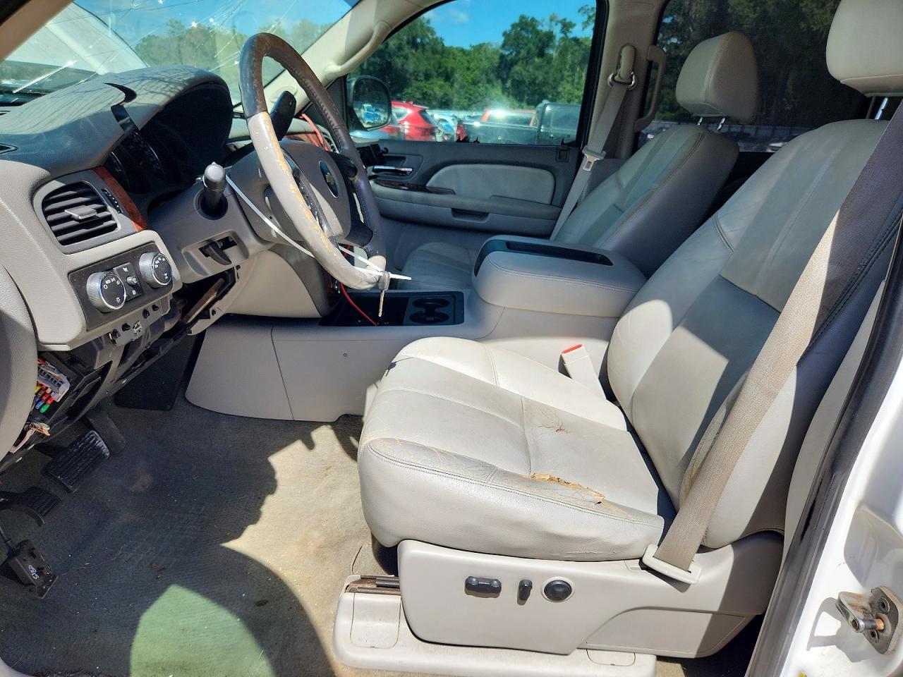 2008 Chevrolet Silverado K1500 Белый vin: 3GCEK13M78G124181
