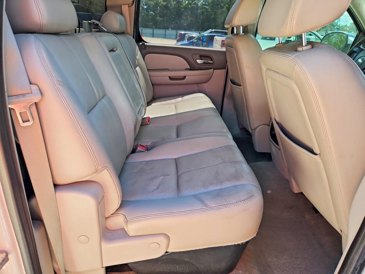 2008 Chevrolet Silverado K1500 Белый vin: 3GCEK13M78G124181