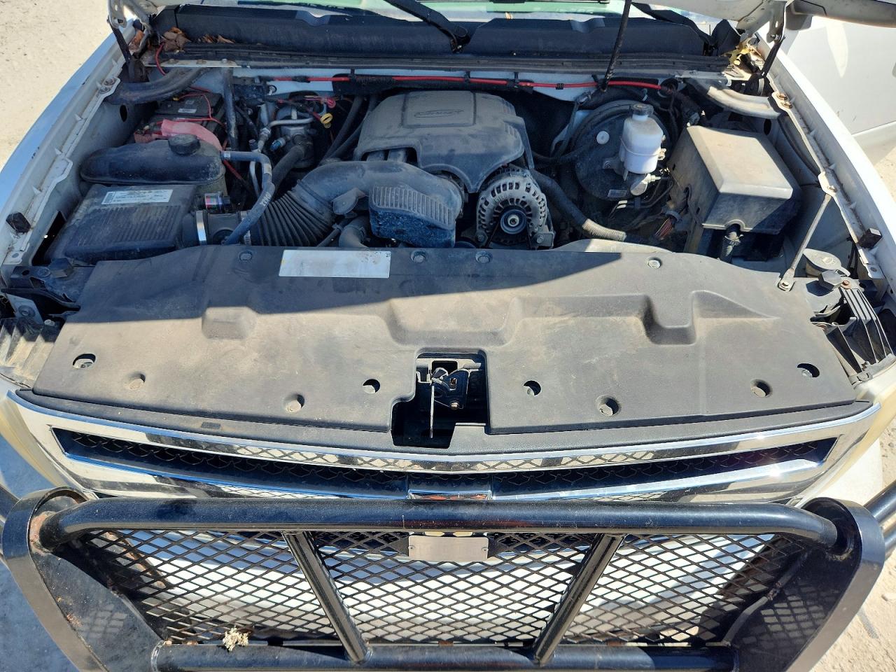2008 Chevrolet Silverado K1500 Белый vin: 3GCEK13M78G124181