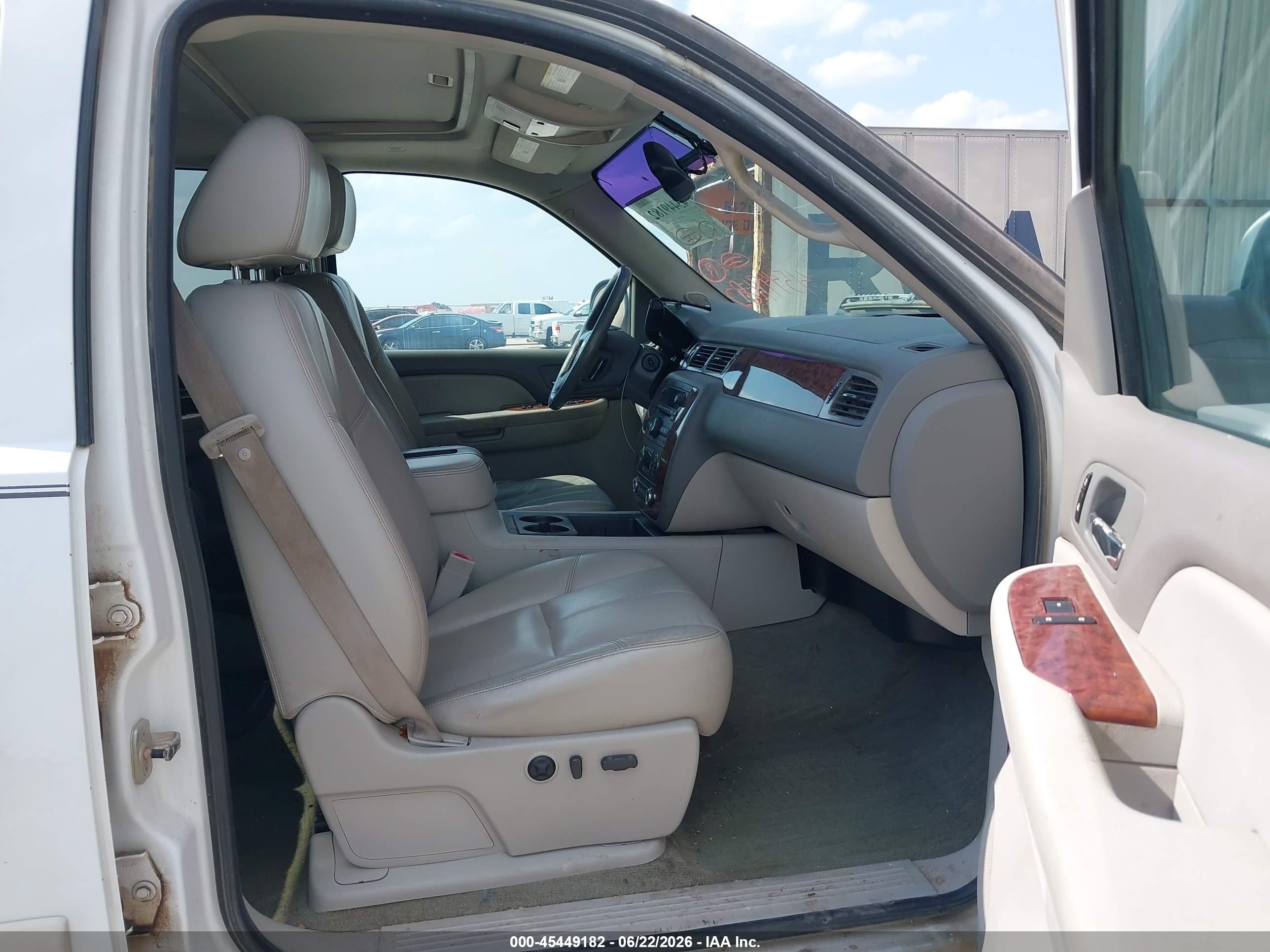2008 Chevrolet Silverado 1500 Ltz White vin: 3GCEK13M78G131213