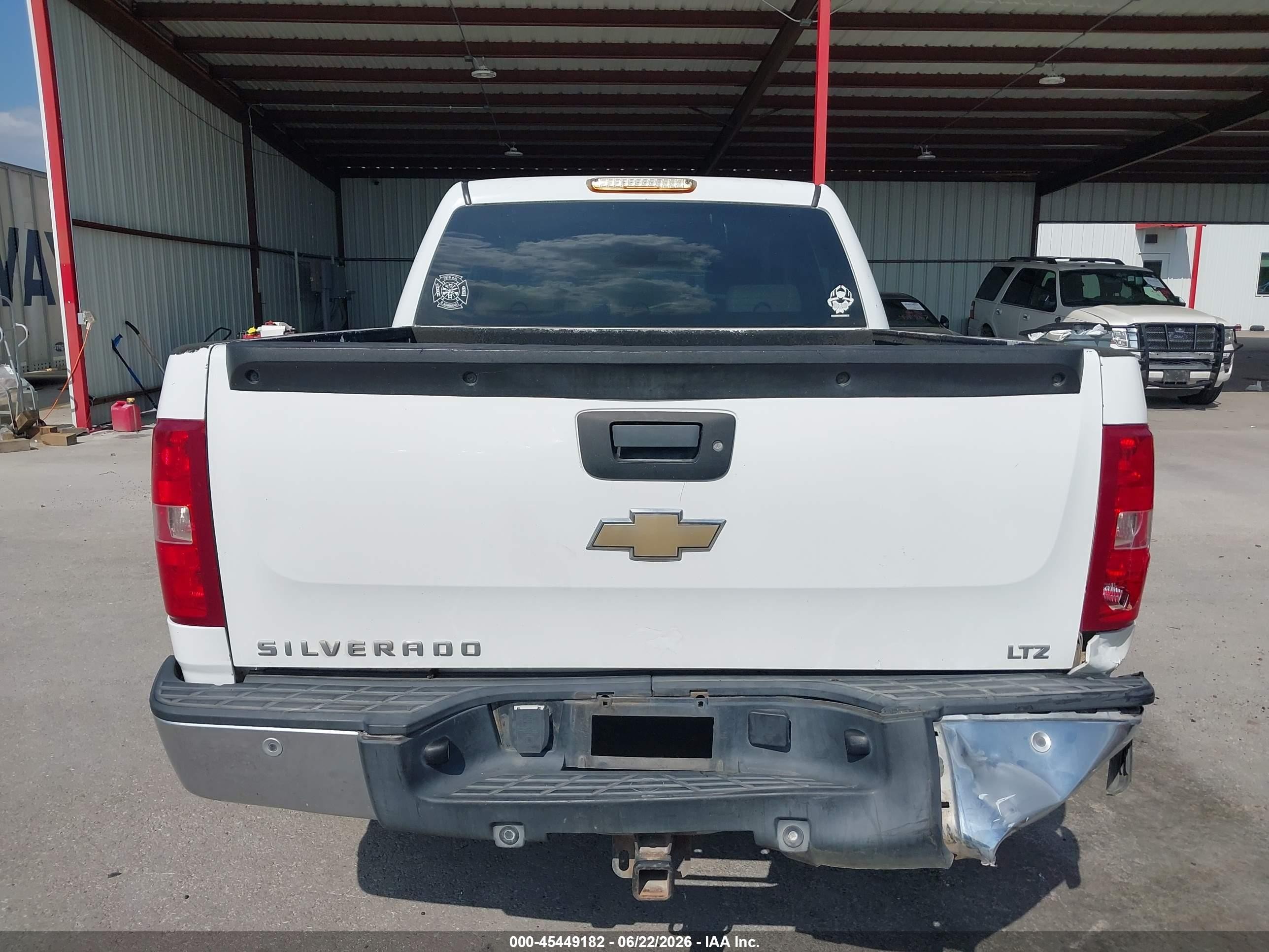 2008 Chevrolet Silverado 1500 Ltz White vin: 3GCEK13M78G131213
