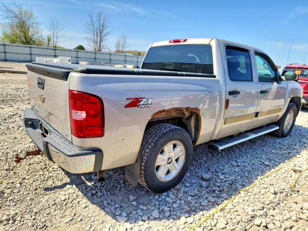 2007 Chevrolet Silverado K1500 Crew Cab Silver vin: 3GCEK13M87G503494