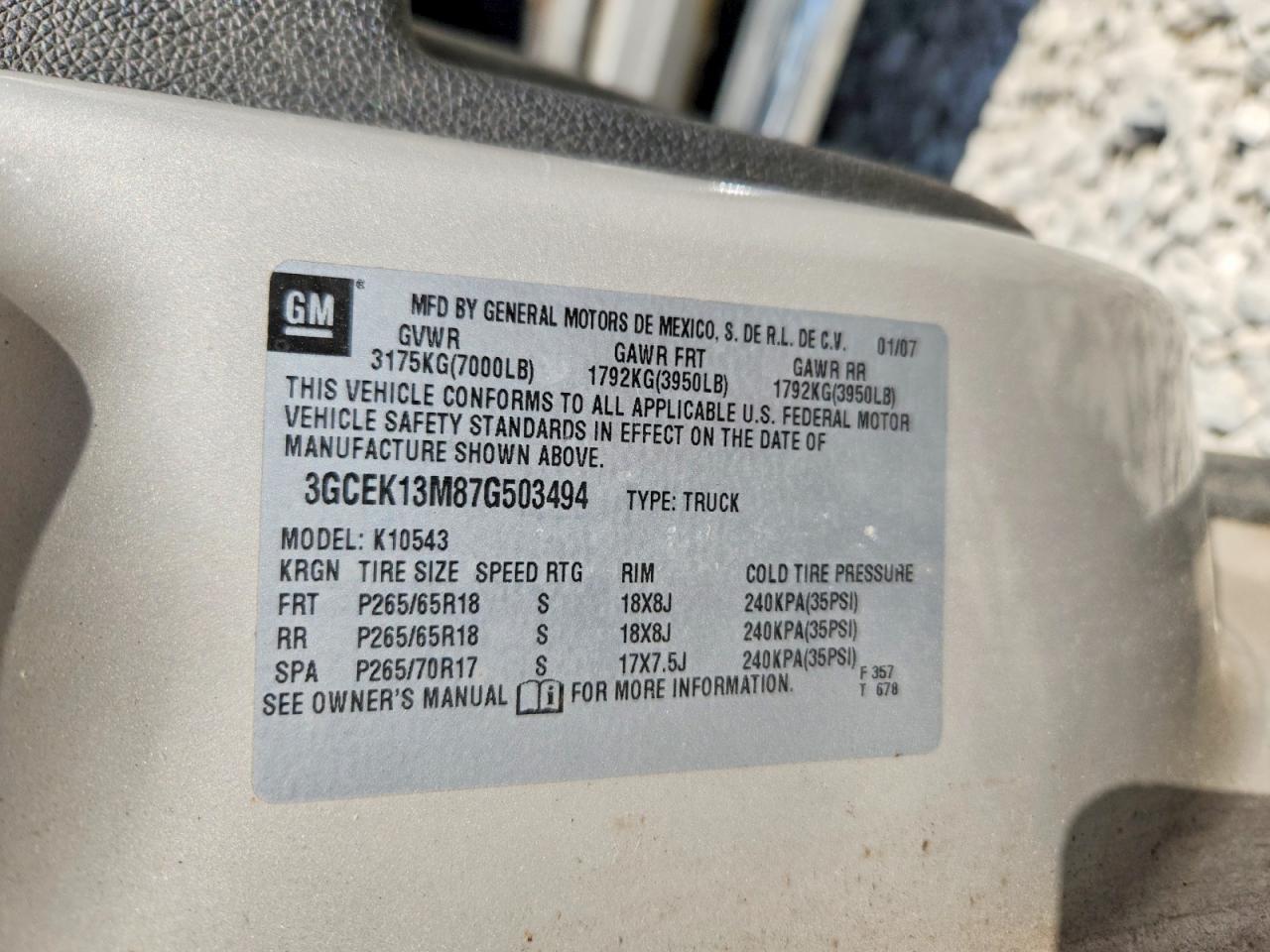 2007 Chevrolet Silverado K1500 Crew Cab Silver vin: 3GCEK13M87G503494