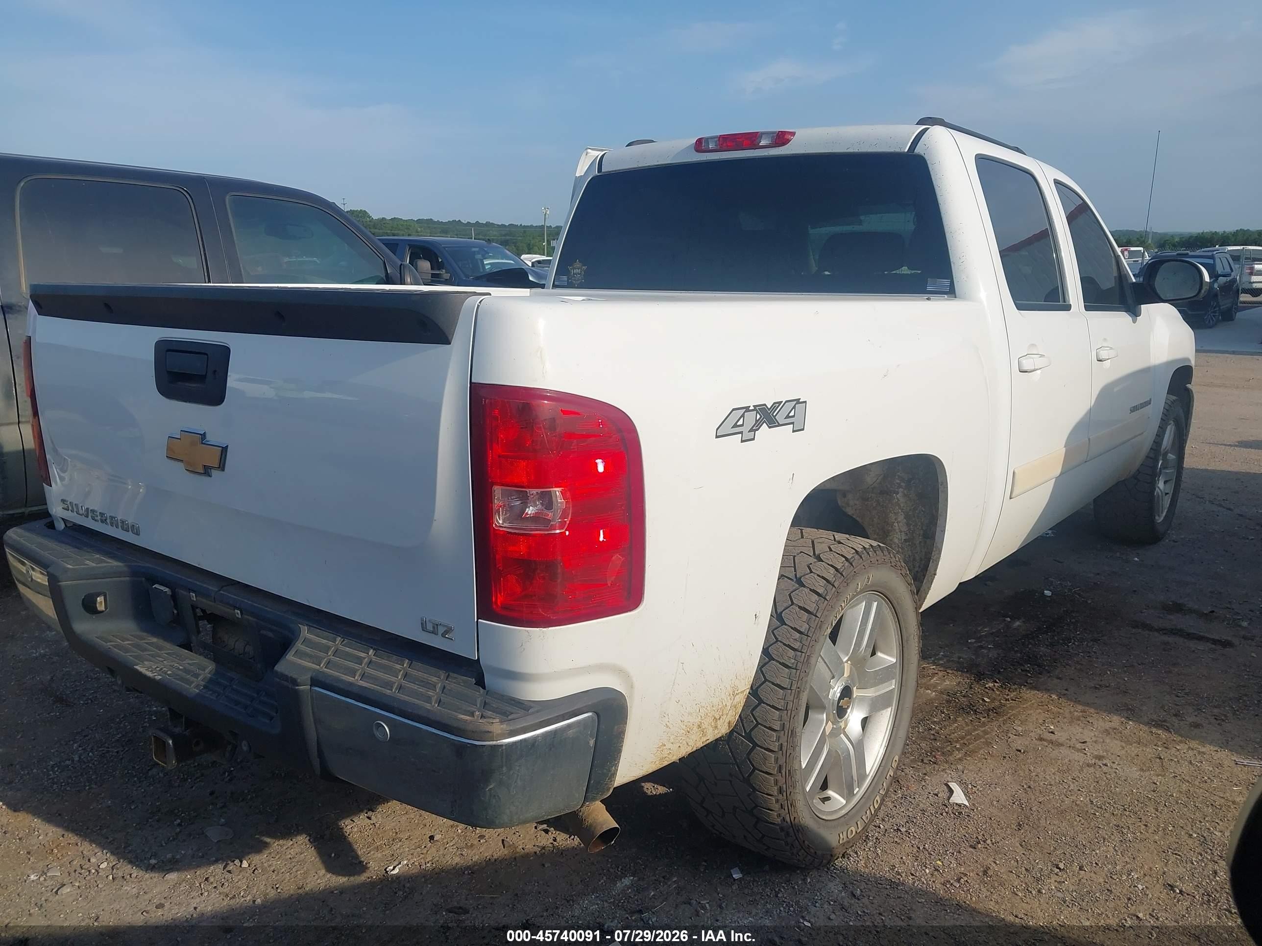 2008 Chevrolet Silverado 1500 Ltz White vin: 3GCEK13M98G166612