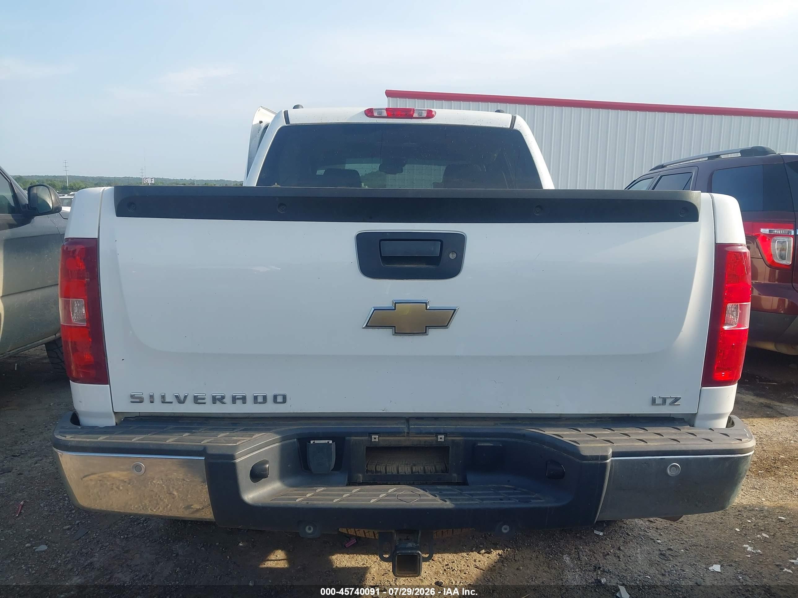 2008 Chevrolet Silverado 1500 Ltz White vin: 3GCEK13M98G166612