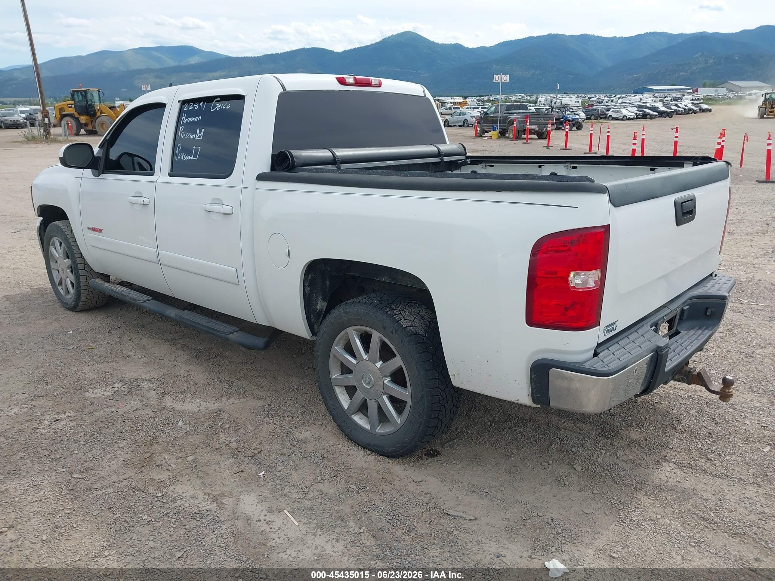 2007 Chevrolet Silverado 1500 Ltz White vin: 3GCEK13Y37G556526