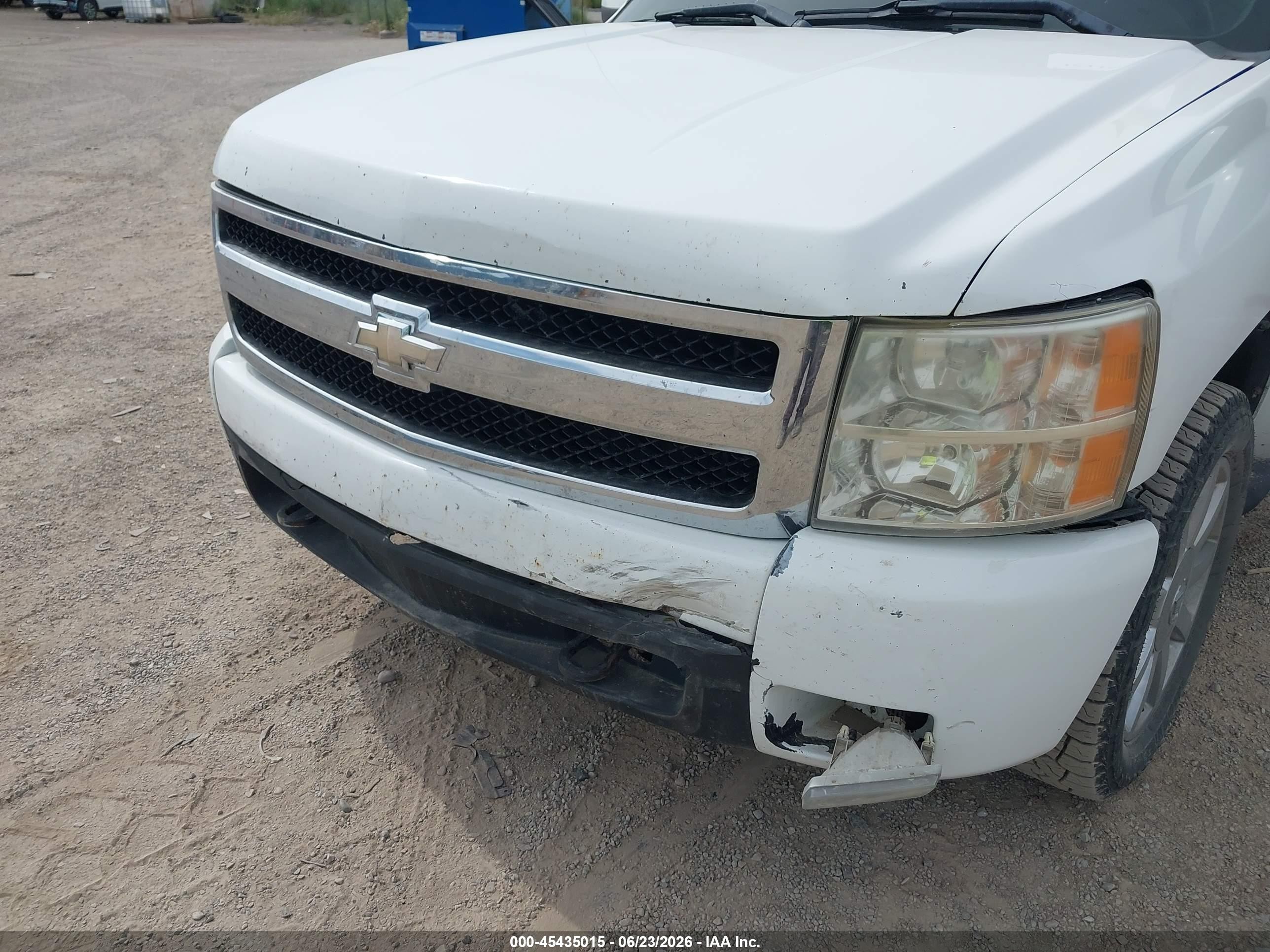 2007 Chevrolet Silverado 1500 Ltz White vin: 3GCEK13Y37G556526