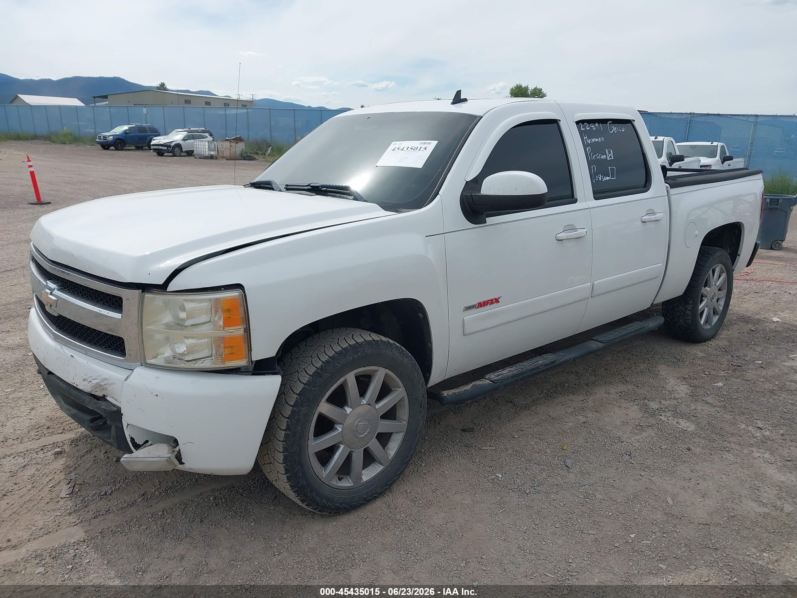 2007 Chevrolet Silverado 1500 Ltz White vin: 3GCEK13Y37G556526