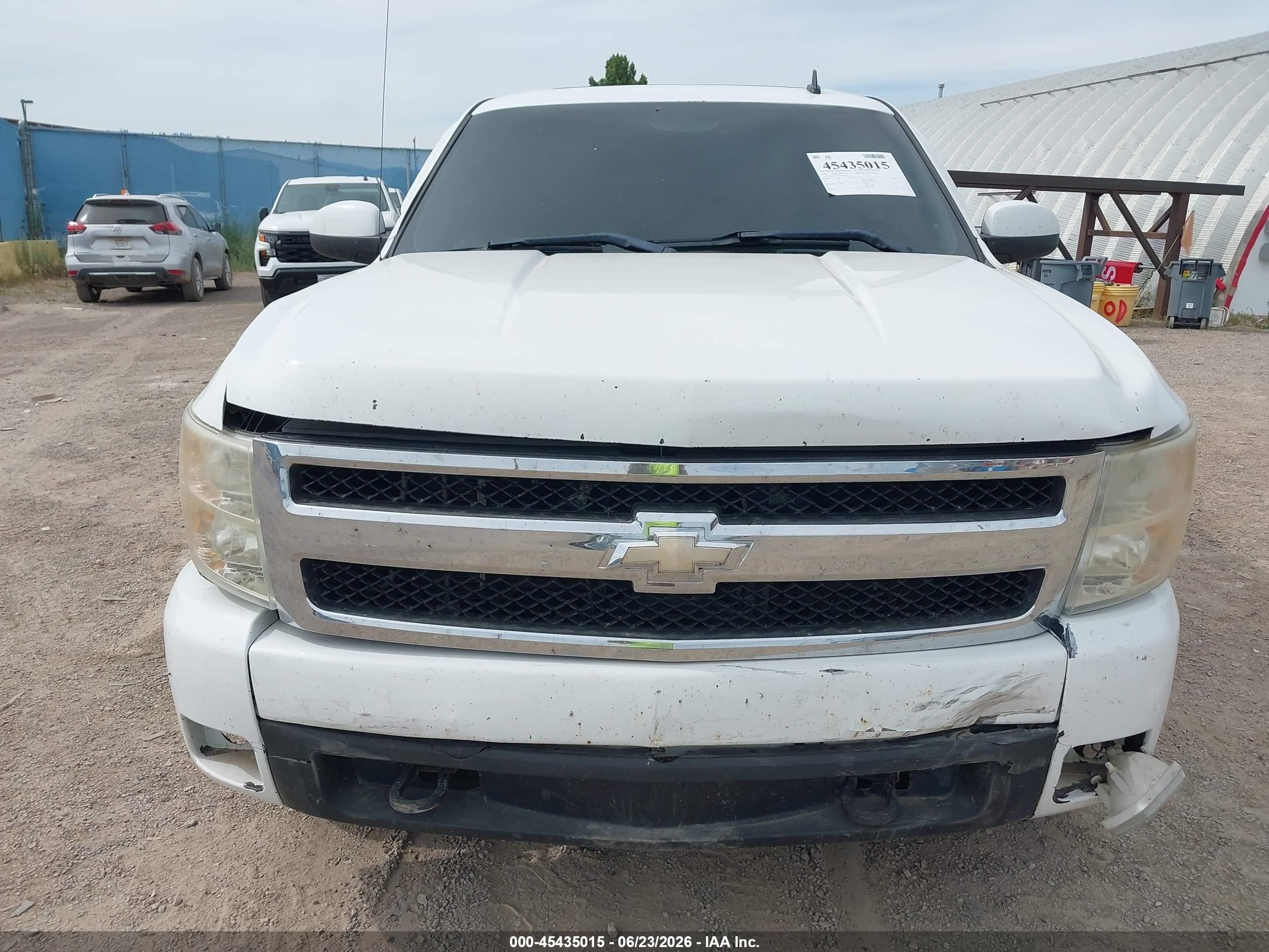 2007 Chevrolet Silverado 1500 Ltz White vin: 3GCEK13Y37G556526