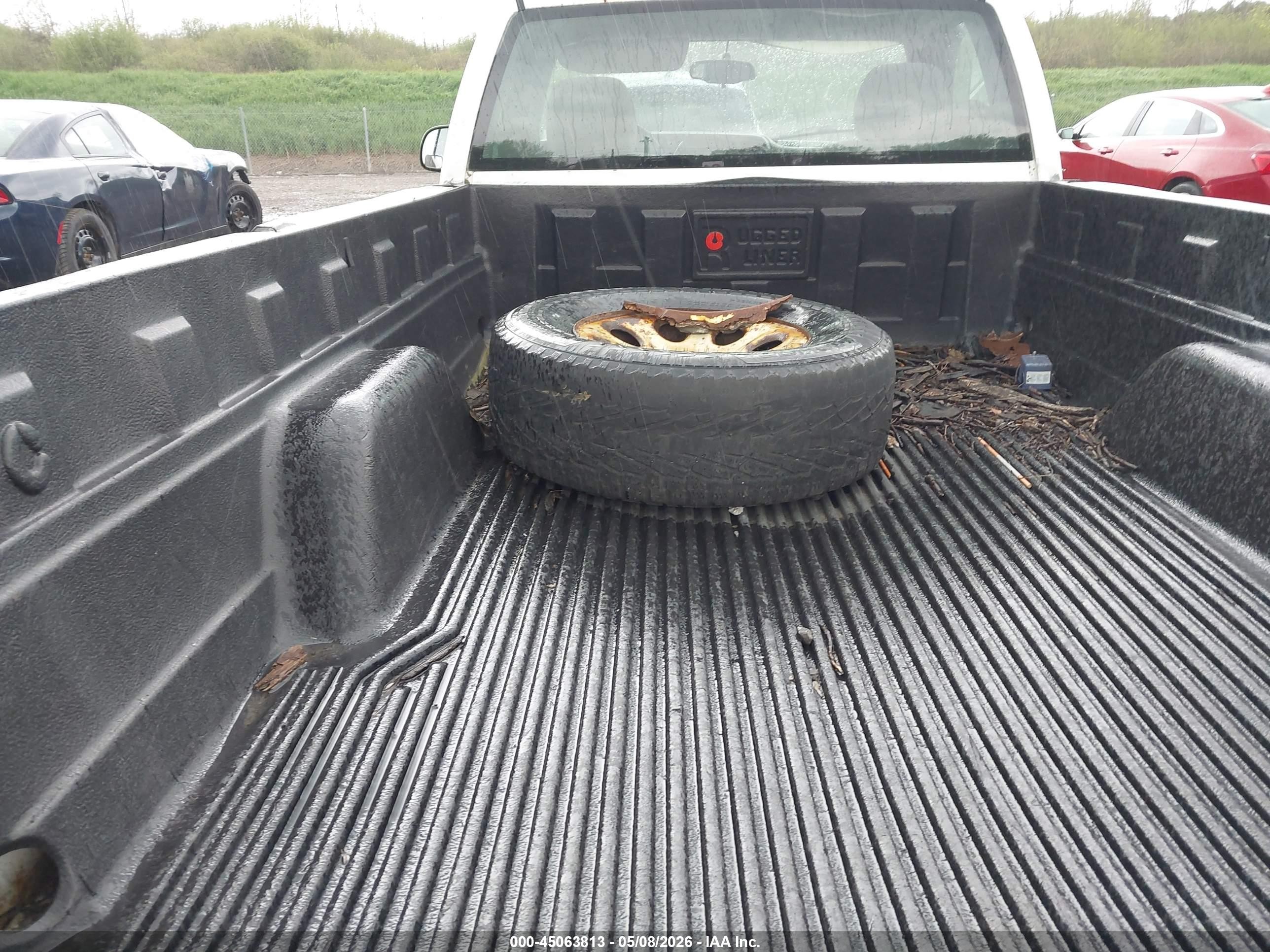 2006 Chevrolet Silverado 1500 Work Truck White vin: 3GCEK14V86G206151