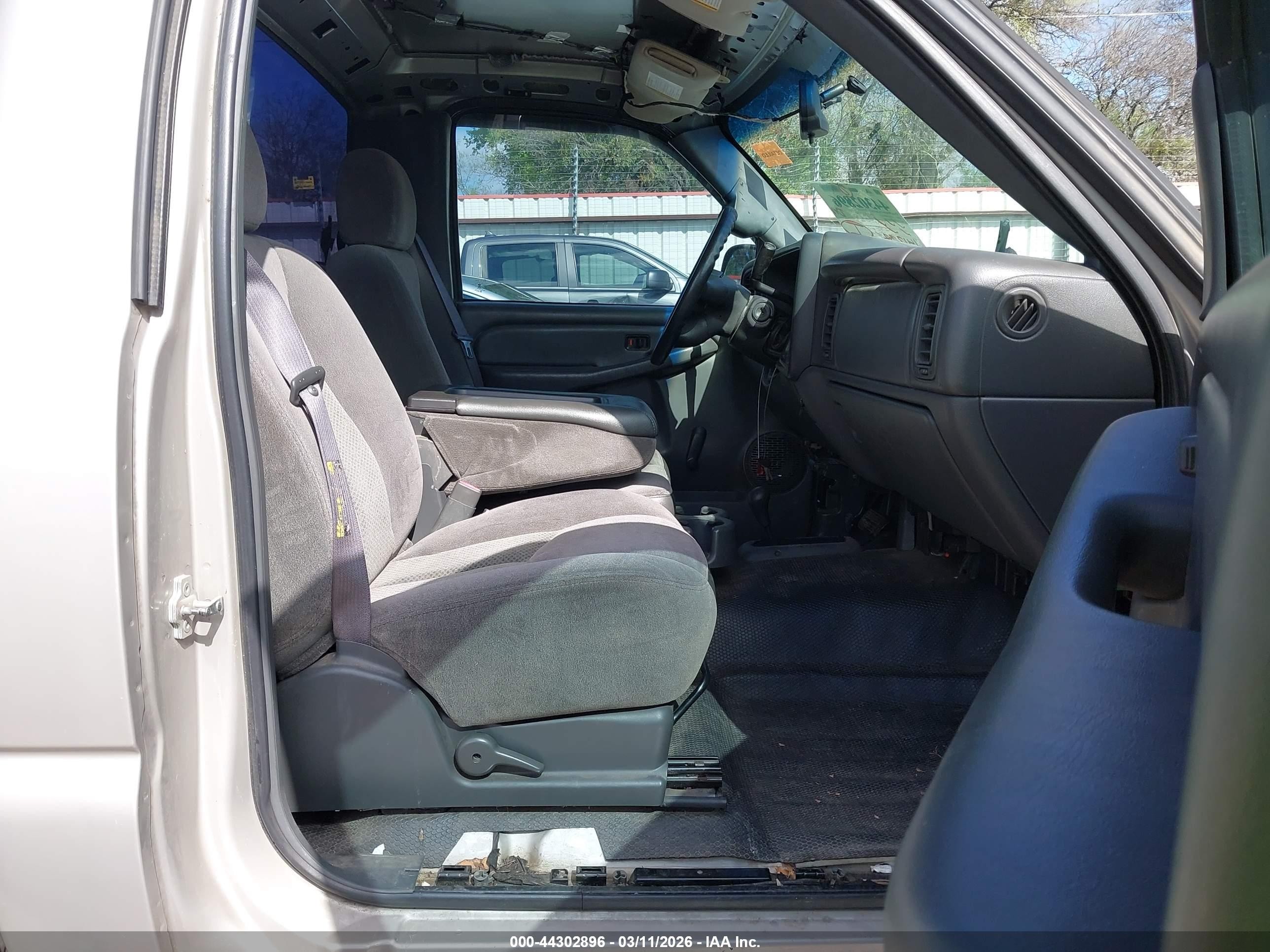2006 Chevrolet Silverado 1500 Work Truck Beige vin: 3GCEK14V86G213021