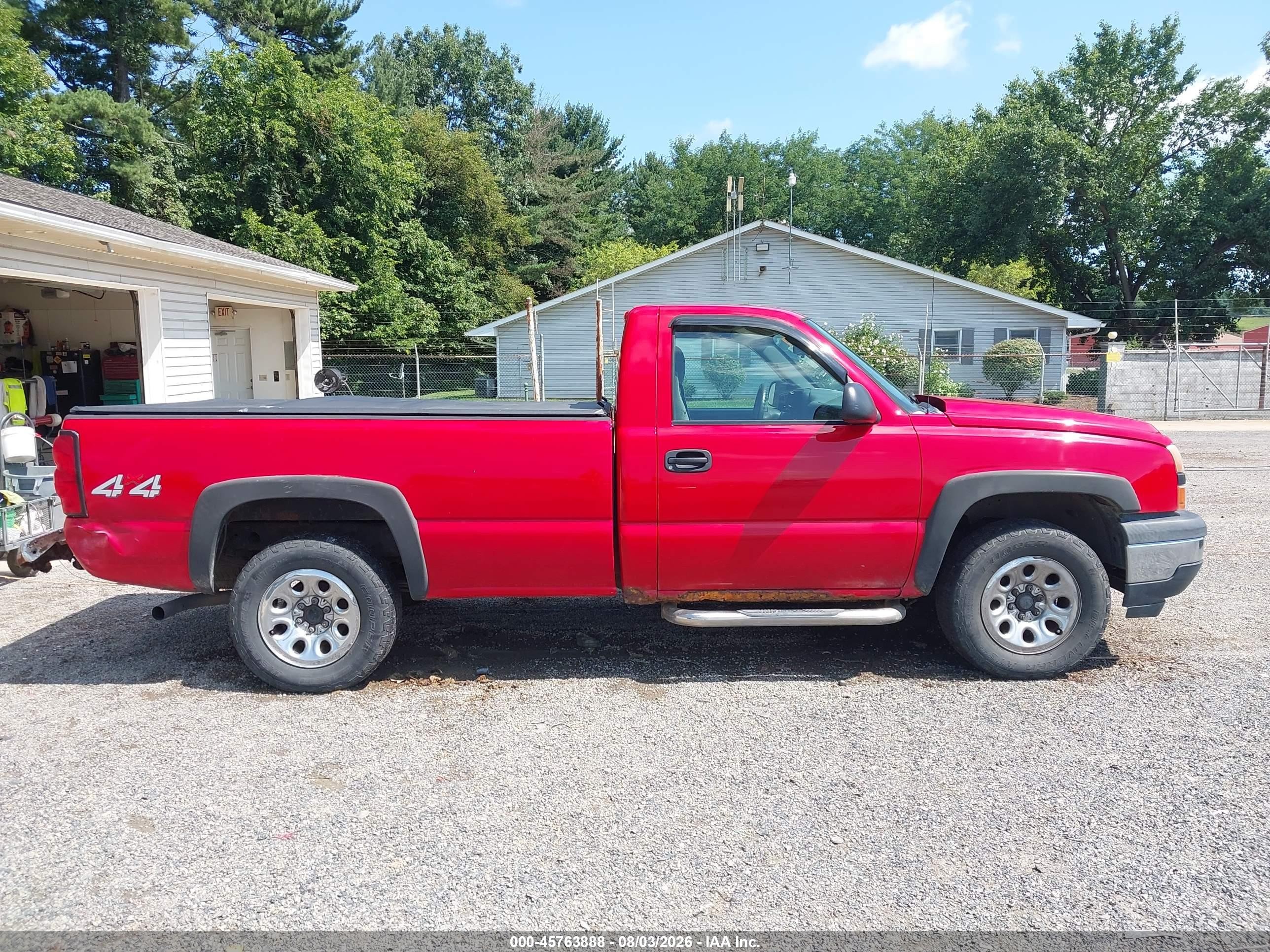 2007 Chevrolet Silverado 1500 Classic Work Truck Red vin: 3GCEK14X17G214188