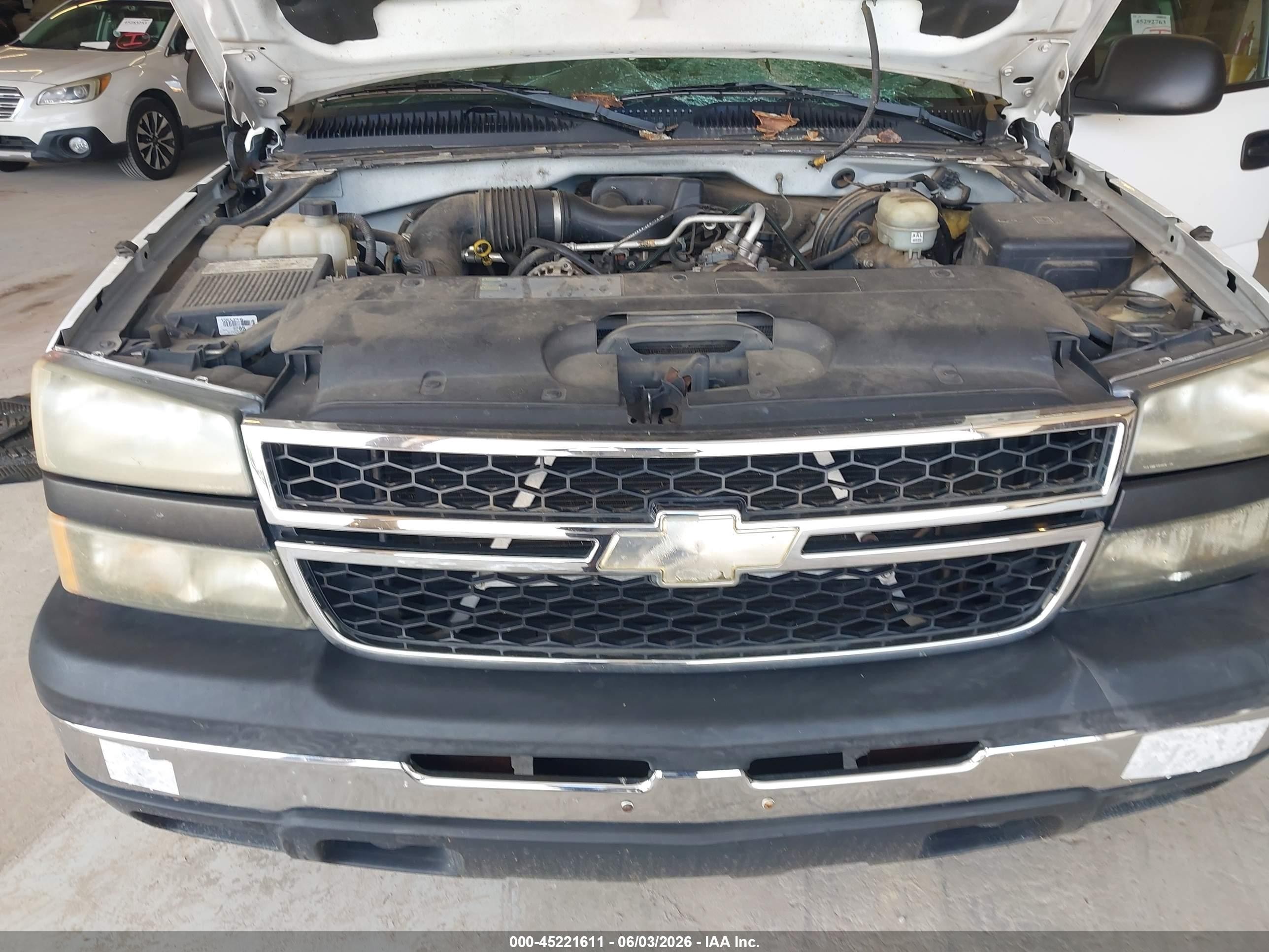 2006 Chevrolet Silverado 1500 Work Truck White vin: 3GCEK14X66G265099