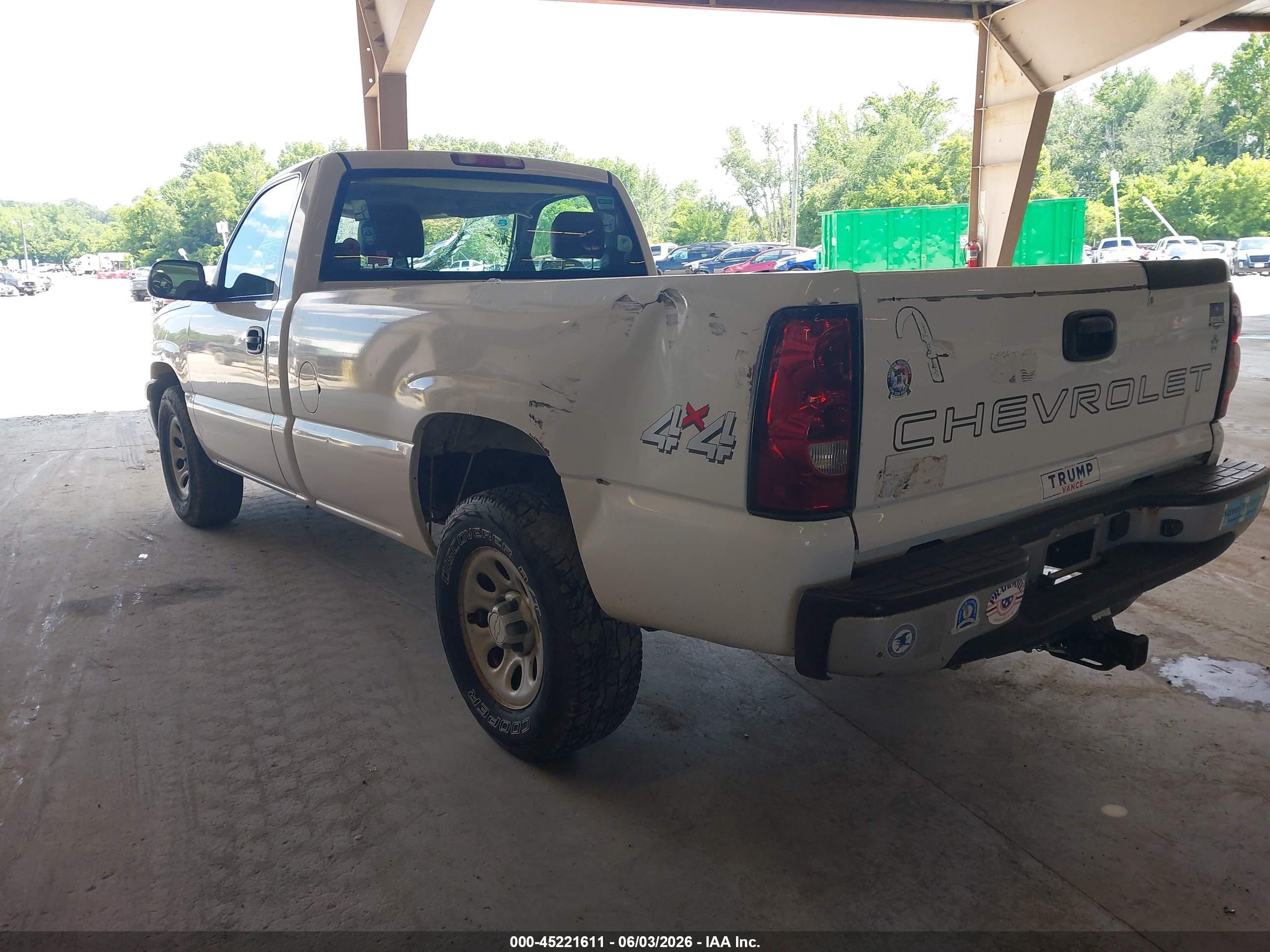 2006 Chevrolet Silverado 1500 Work Truck White vin: 3GCEK14X66G265099