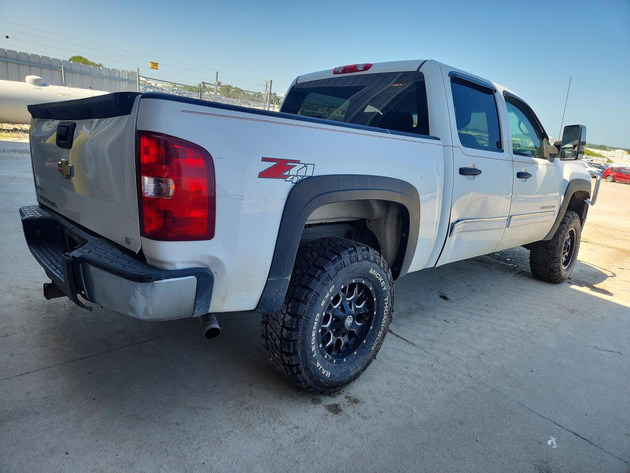 2009 Chevrolet Silverado K1500 Lt White vin: 3GCEK23389G272502