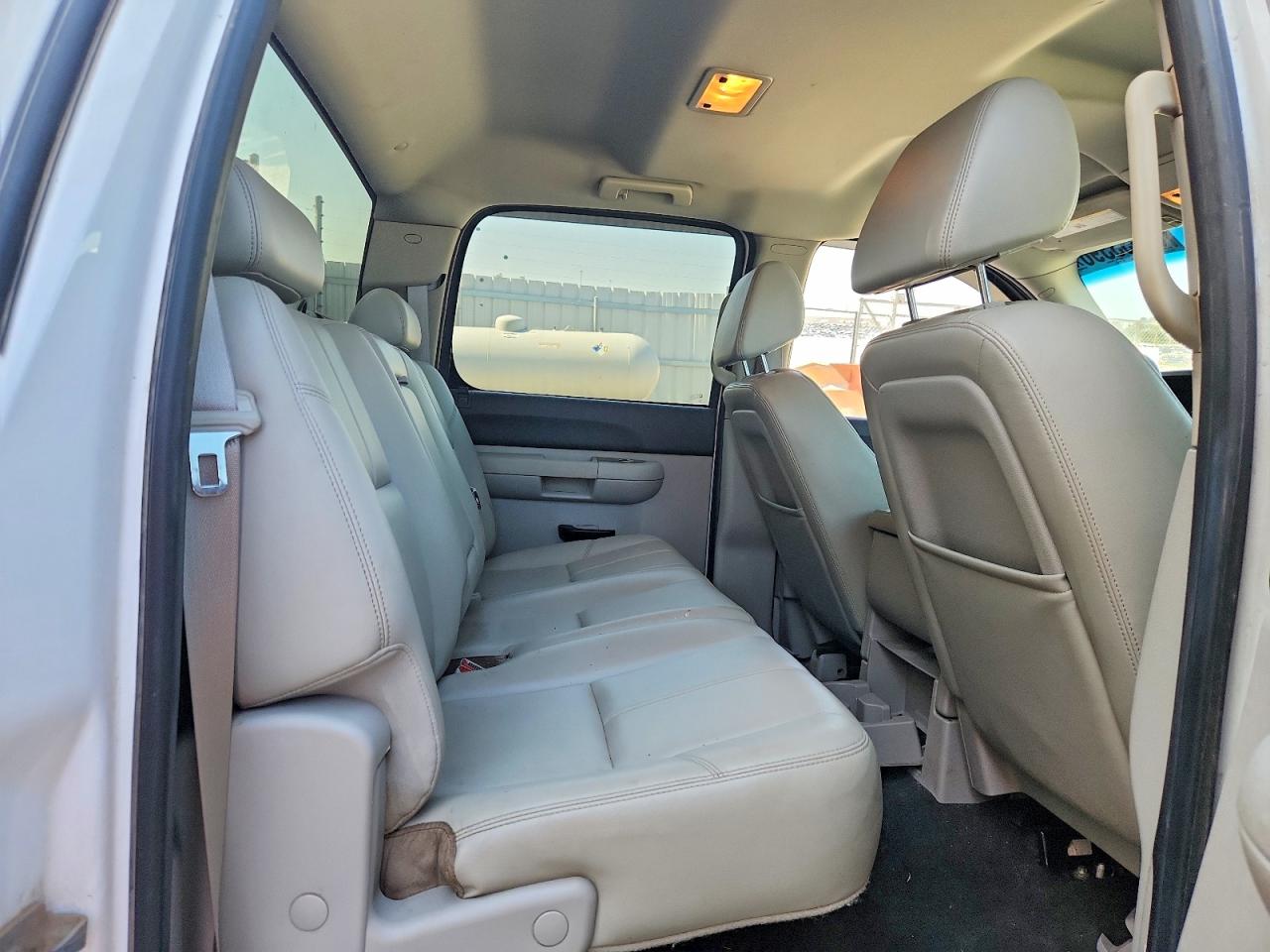 2009 Chevrolet Silverado K1500 Lt White vin: 3GCEK23389G272502
