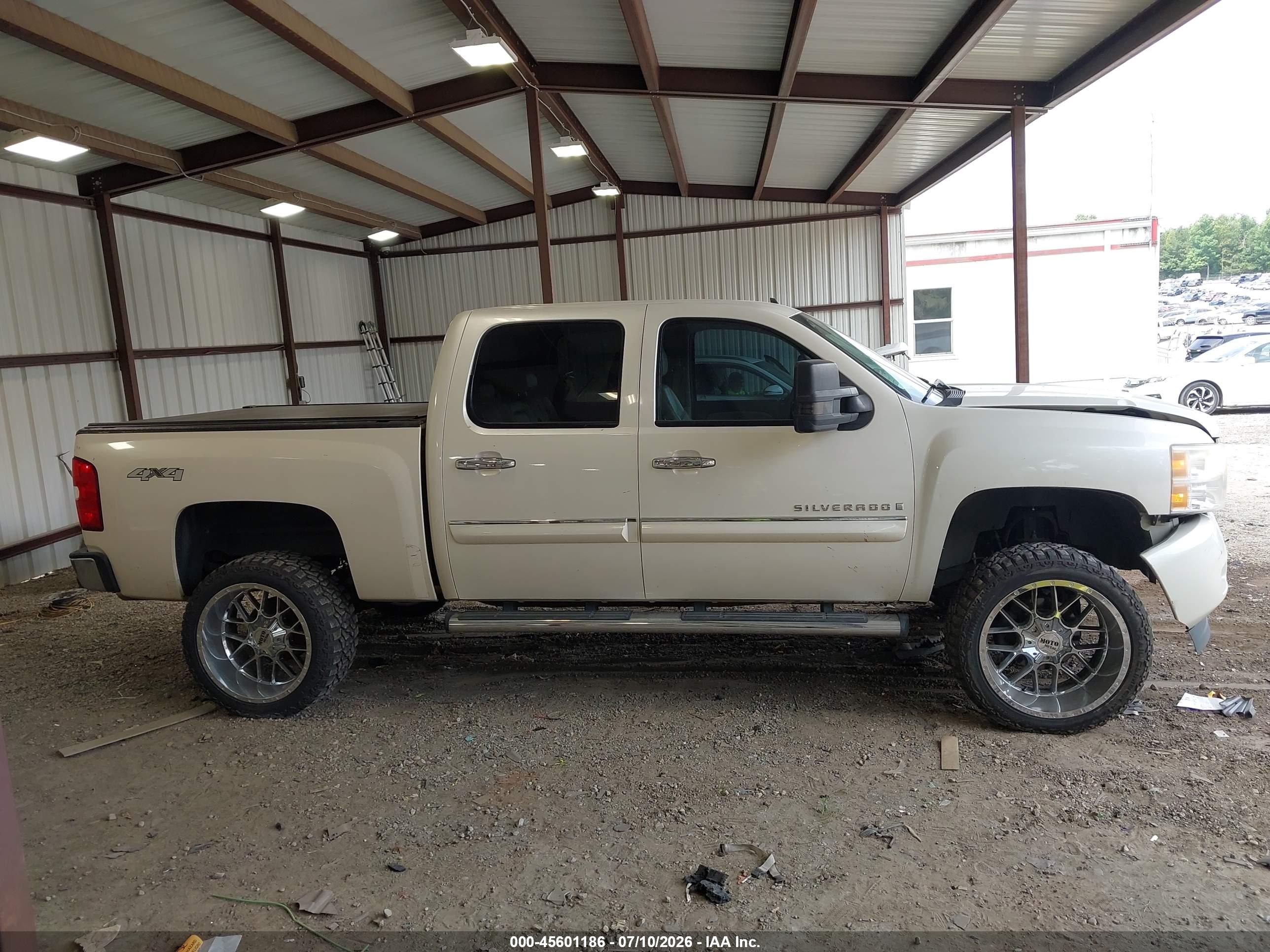 2009 Chevrolet Silverado 1500 Ltz White vin: 3GCEK33369G159055