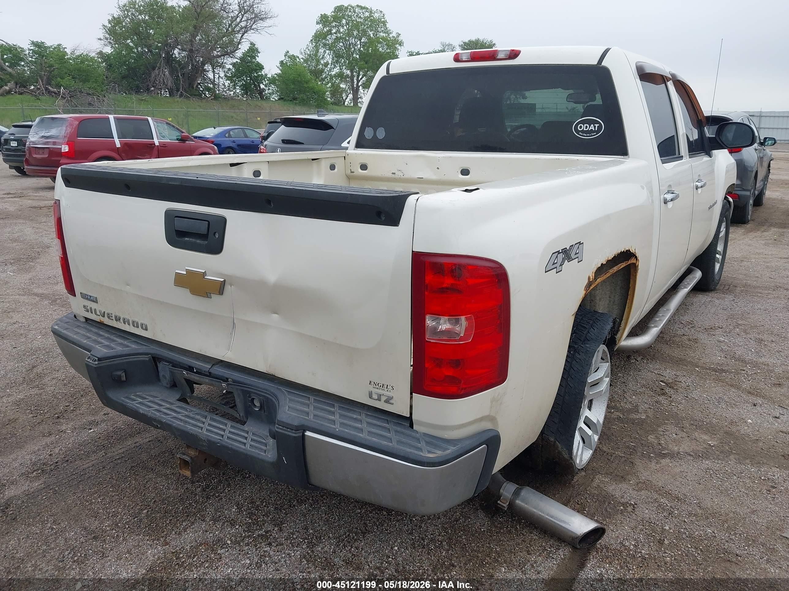 2009 Chevrolet Silverado 1500 Ltz White vin: 3GCEK33389G236847