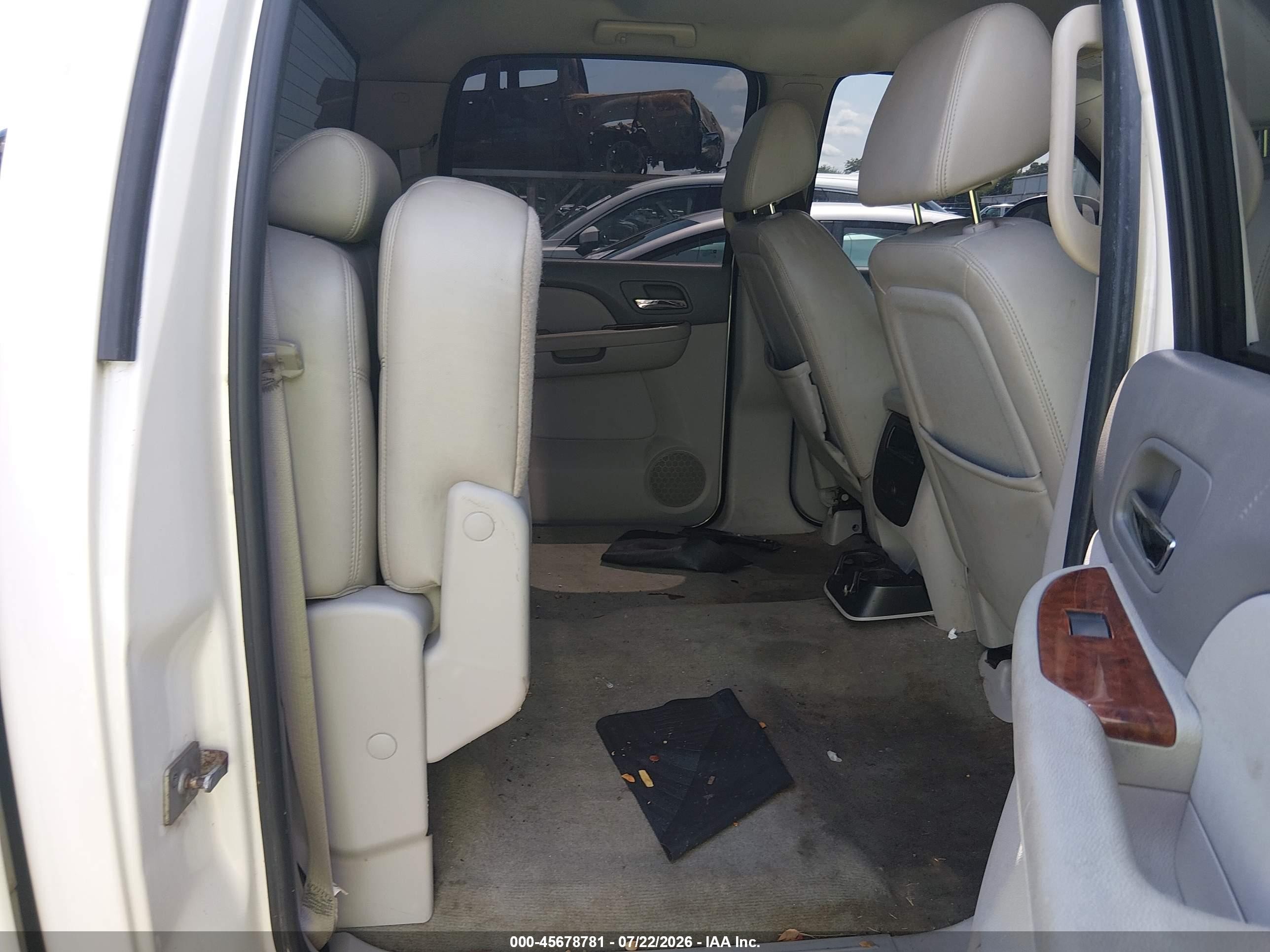 2009 Chevrolet Silverado 1500 Ltz White vin: 3GCEK33399G251311