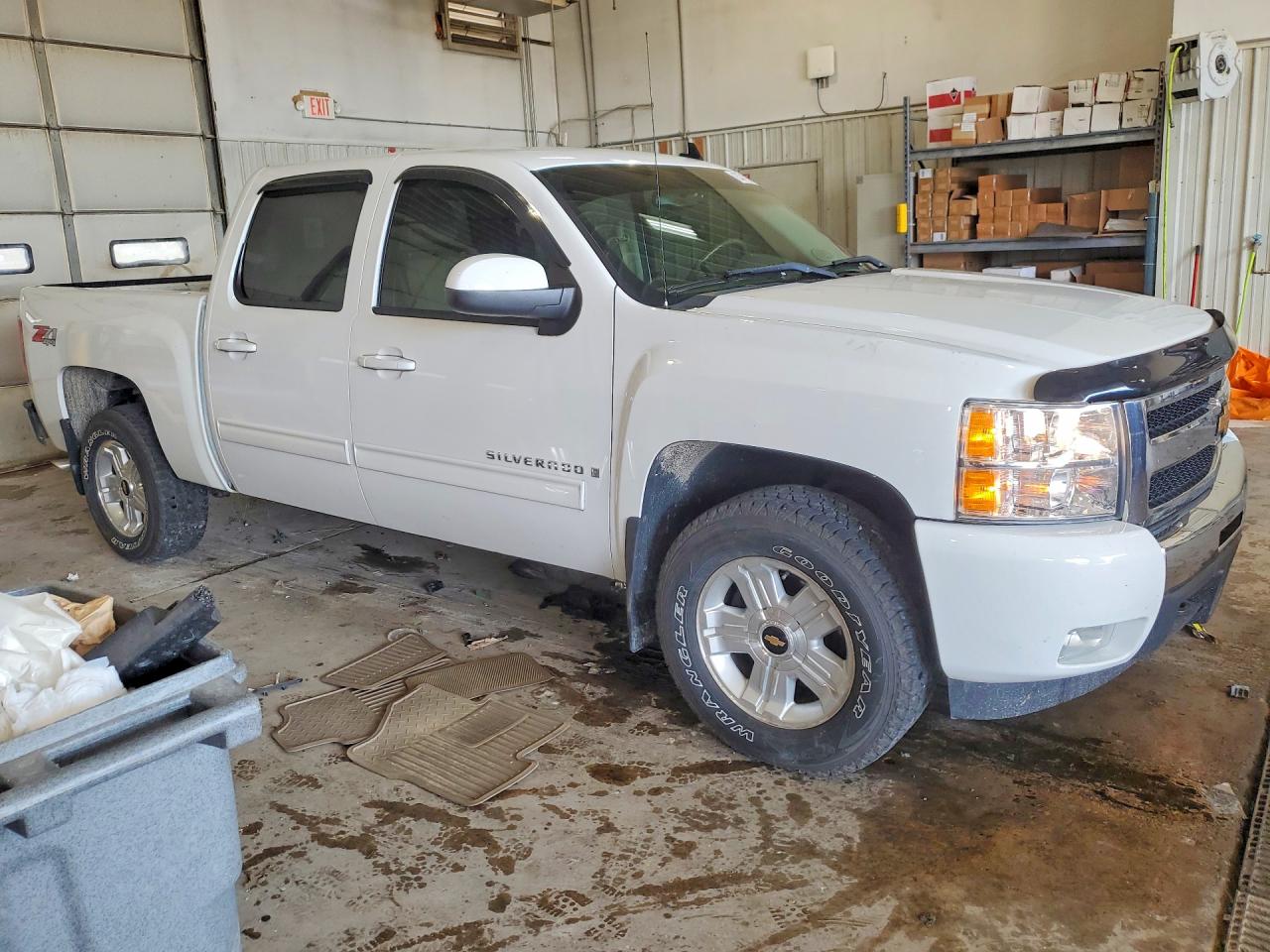 2009 Chevrolet Silverado K1500 Ltz White vin: 3GCEK33M09G125489