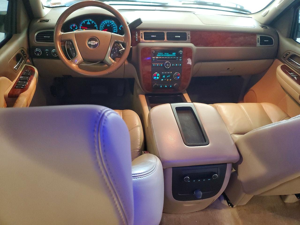 2009 Chevrolet Silverado K1500 Ltz White vin: 3GCEK33M09G125489